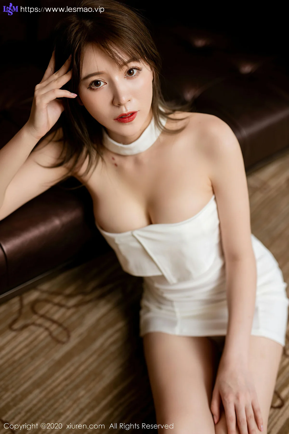 XiuRen 秀人 No.2402 yoo优优 白色抹胸礼裙 - 50
