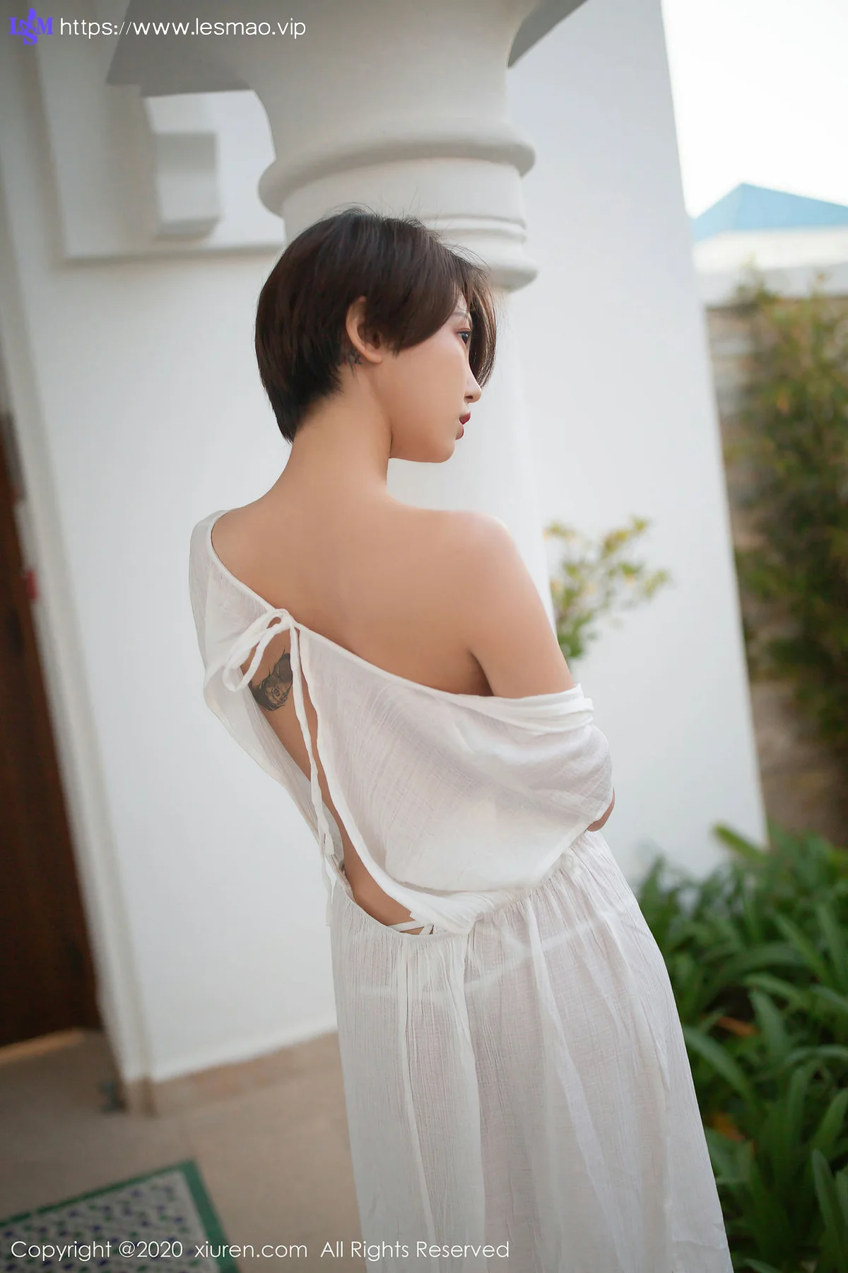 XiuRen 秀人 No.2405 白色睡衣蕾丝 冯木木 北非写真 - 15