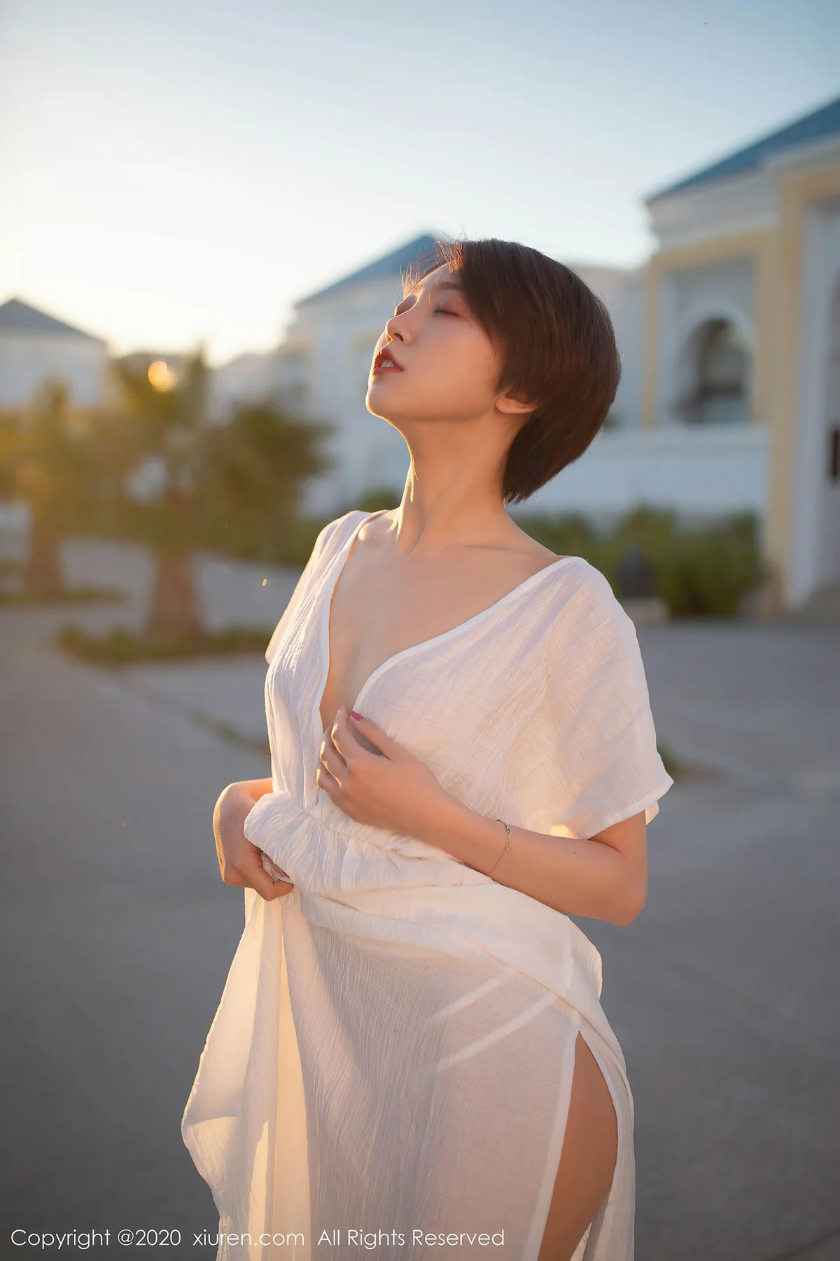 XiuRen 秀人 No.2405 白色睡衣蕾丝 冯木木 北非写真 - 23