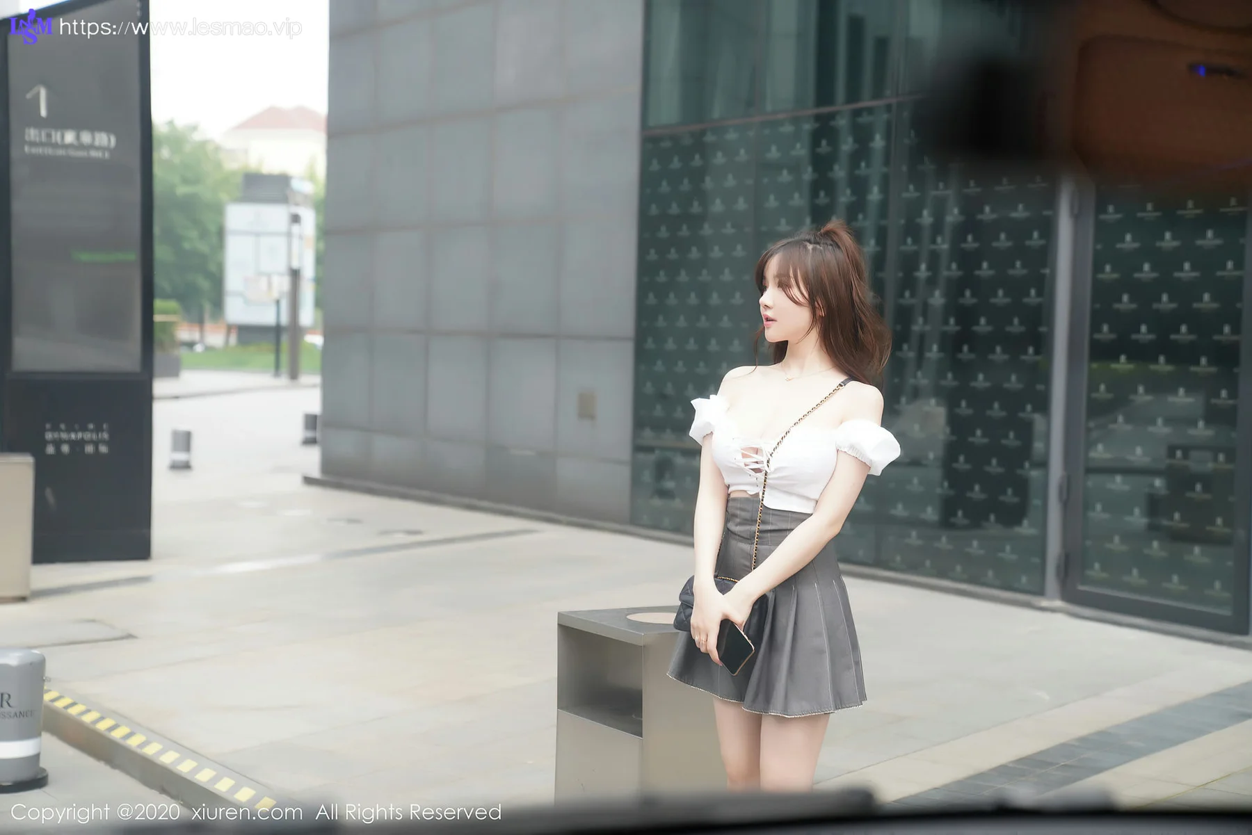 XiuRen 秀人 No.2408  童颜巨乳车模 糯美子mini - 23