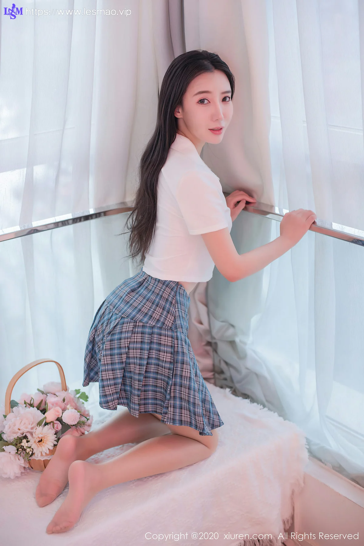 XiuRen 秀人 No.2412  美腿制服 陈梦babe 首套写真 - 34