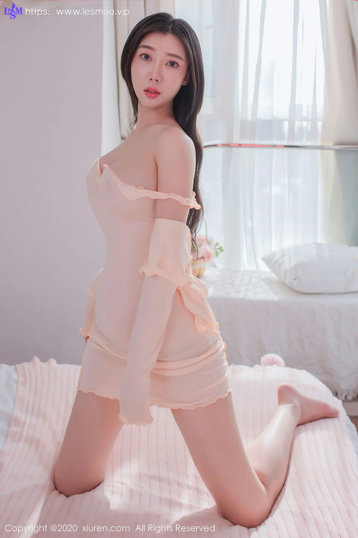 XiuRen 秀人 No.2520 修长美腿  陈梦babe 首套写真 - 17
