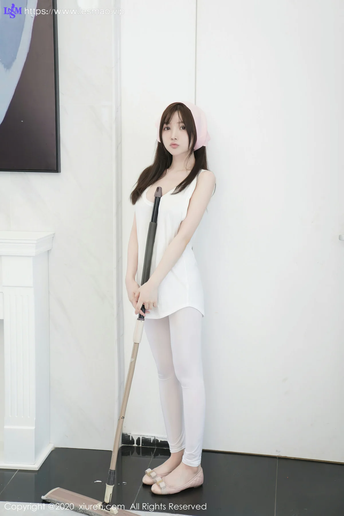 XiuRen 秀人 No.2557  家政主题诱惑 糯美子mini 女仆制服 - 21
