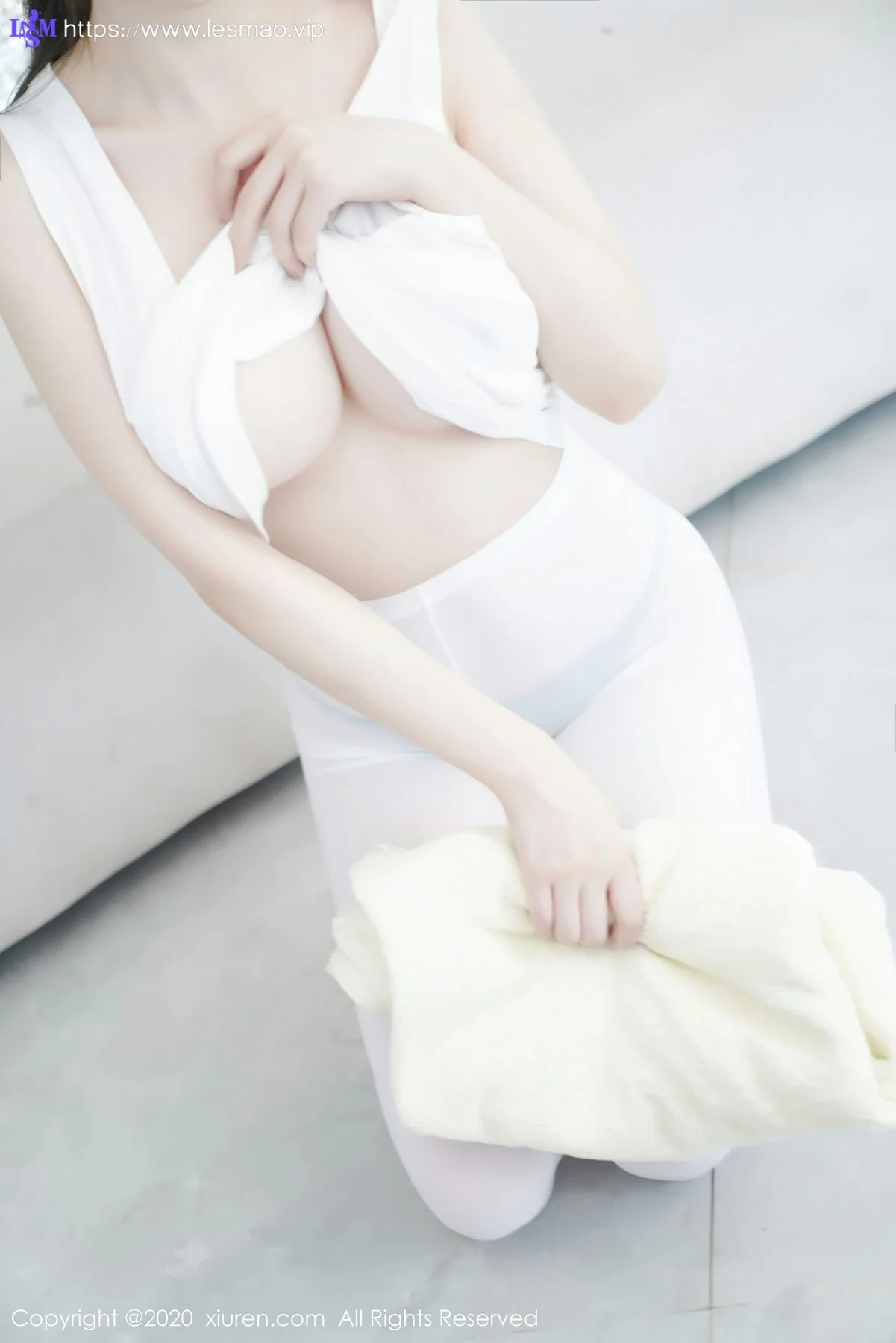 XiuRen 秀人 No.2557  家政主题诱惑 糯美子mini 女仆制服 - 104