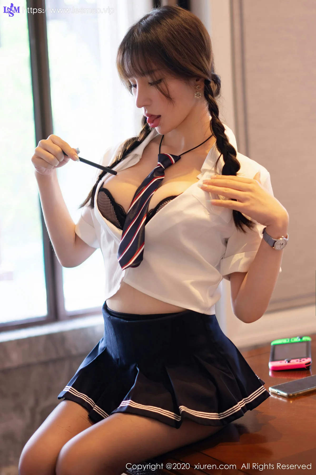 XiuRen 秀人 No.2559  剧情系列 周于希 摄影师友情出镜 - 44