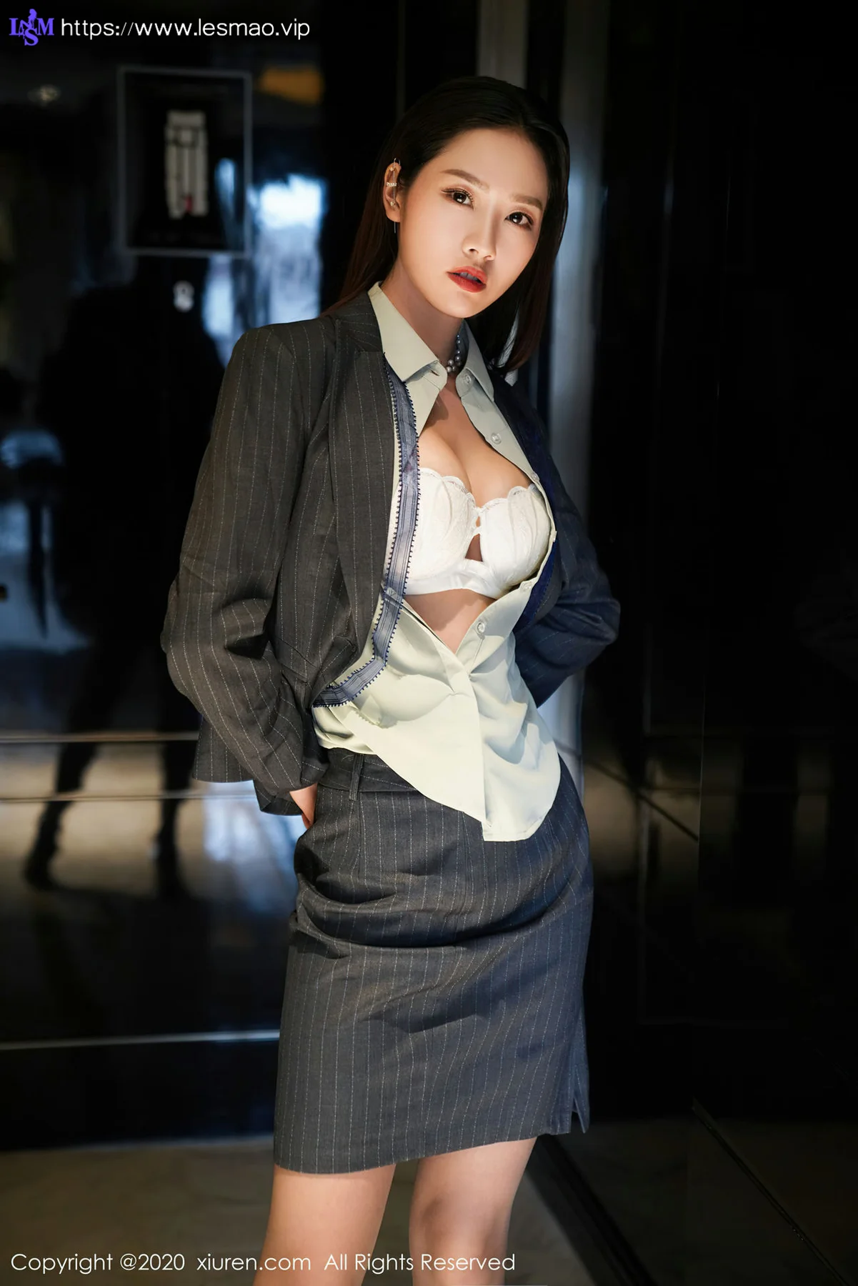 XiuRen 秀人 No.2579  制服诱惑 方子萱 - 47
