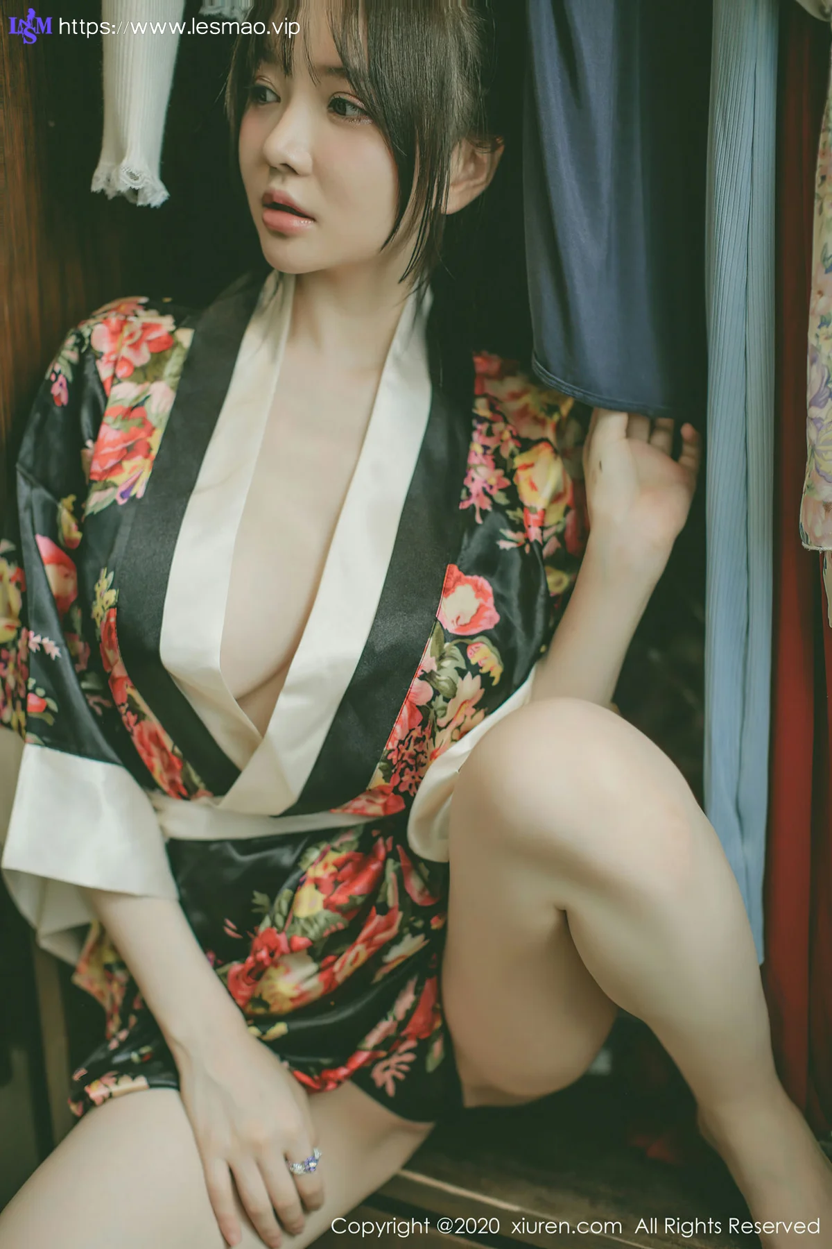 XiuRen 秀人 No.2581  糯美子mini 艳丽和服童颜巨乳 三亚旅拍 - 25