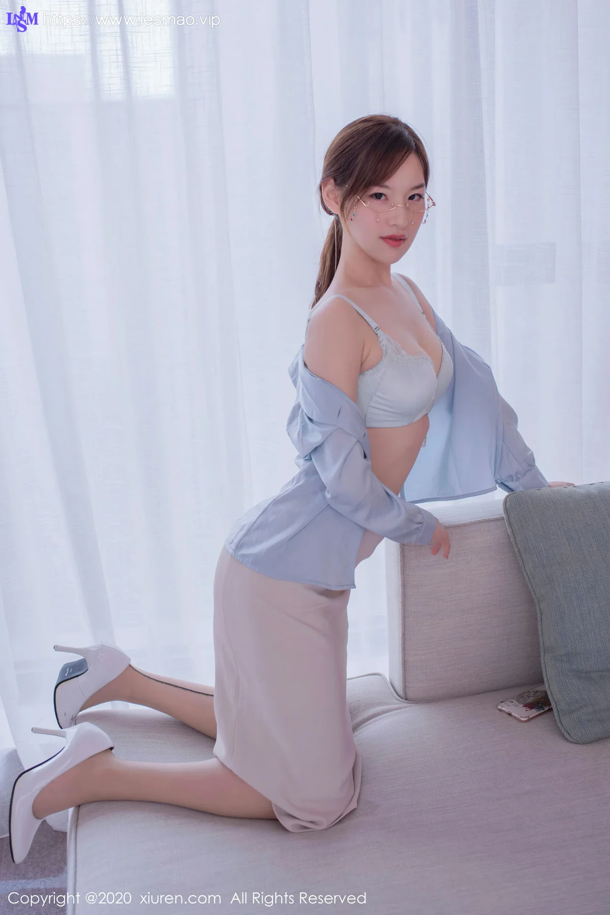 XiuRen 秀人 No.2597  范小萱fancy 成都旅拍 肤白灵活奔放妹子 - 25