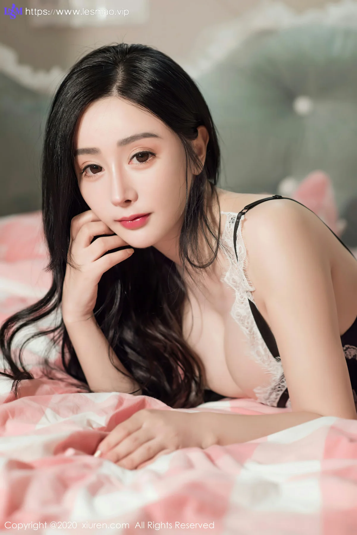 XiuRen 秀人 No.2605   f杯美女 允爾  新人模特 - 24