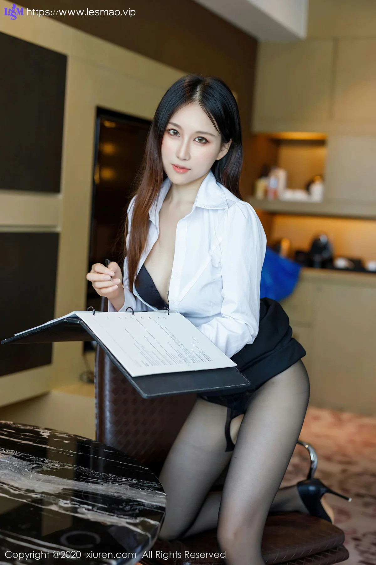 XiuRen 秀人 No.2649  秘书ol 月音瞳 黑丝美腿 - 19