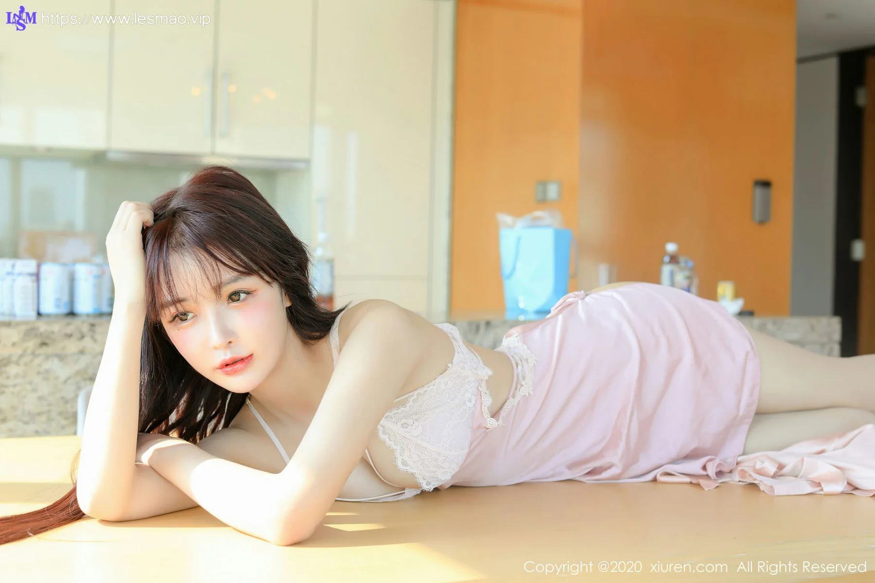 XiuRen 秀人 No.2666  南初妹妹 新人模特 清甜秀美 - 11