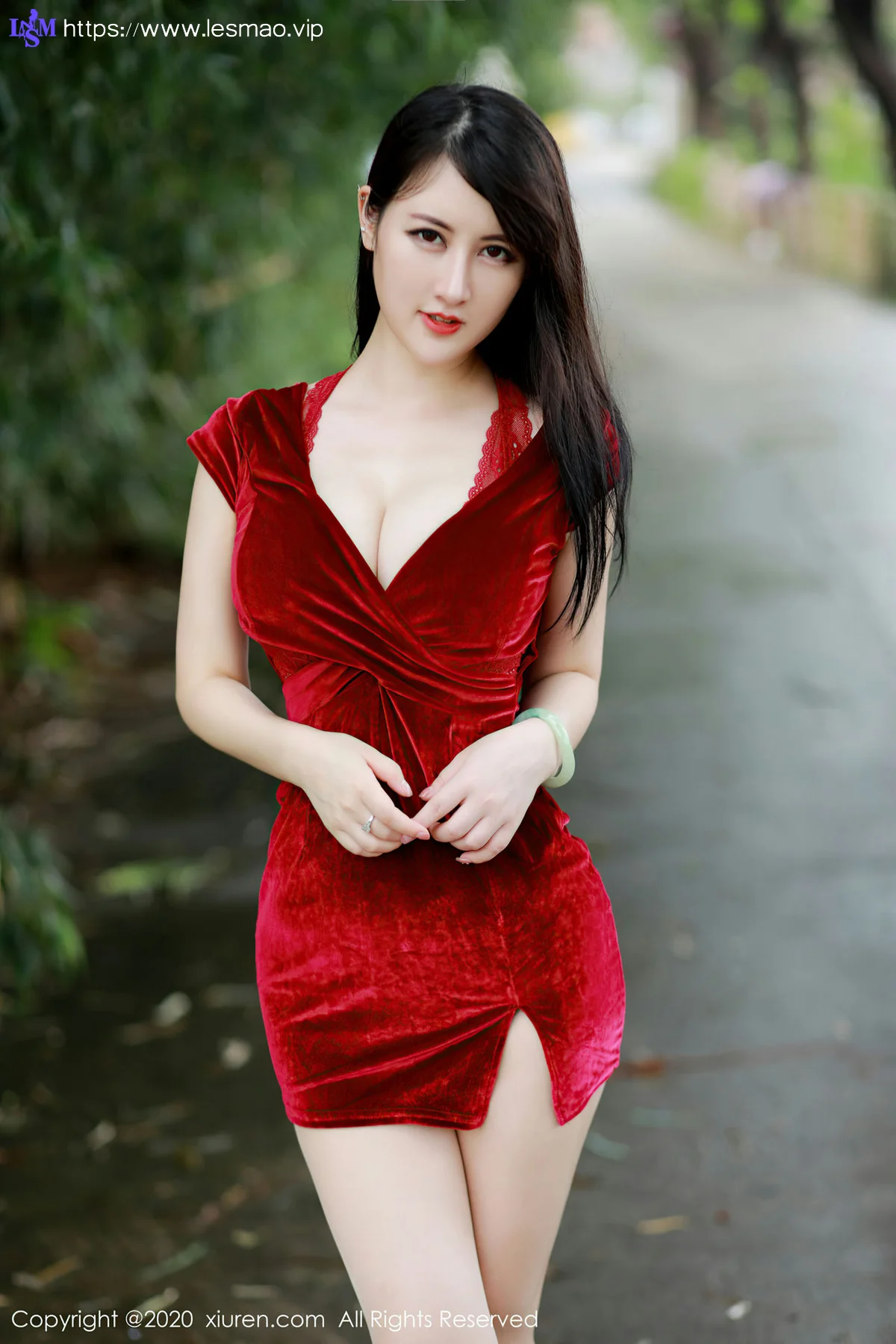 XiuRen 秀人 No.2672  高跟户外 诗诗kiki 朦胧丝袜 - 11