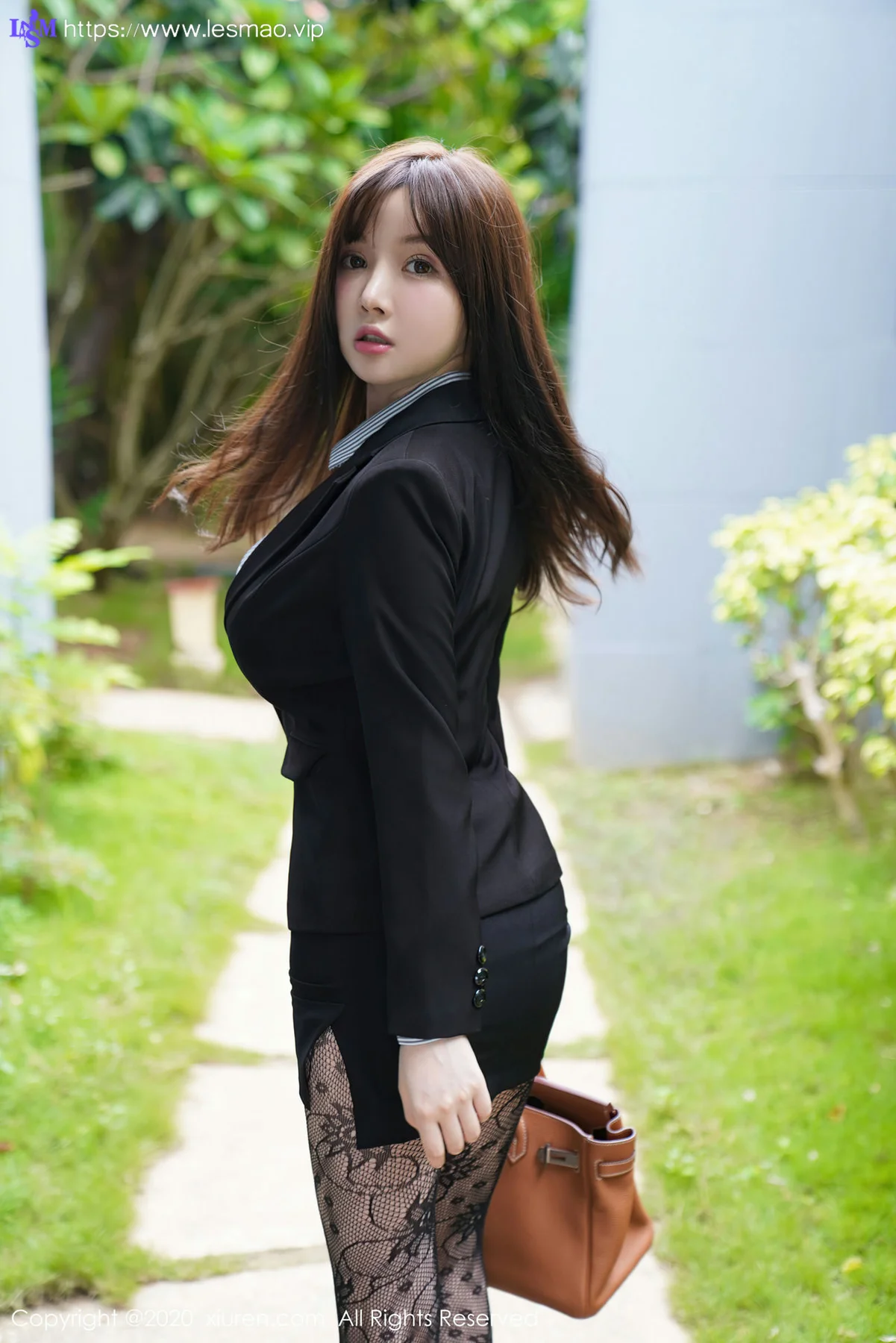 XiuRen 秀人 No.2725 网袜巨乳 糯美子 职场制服 - 77