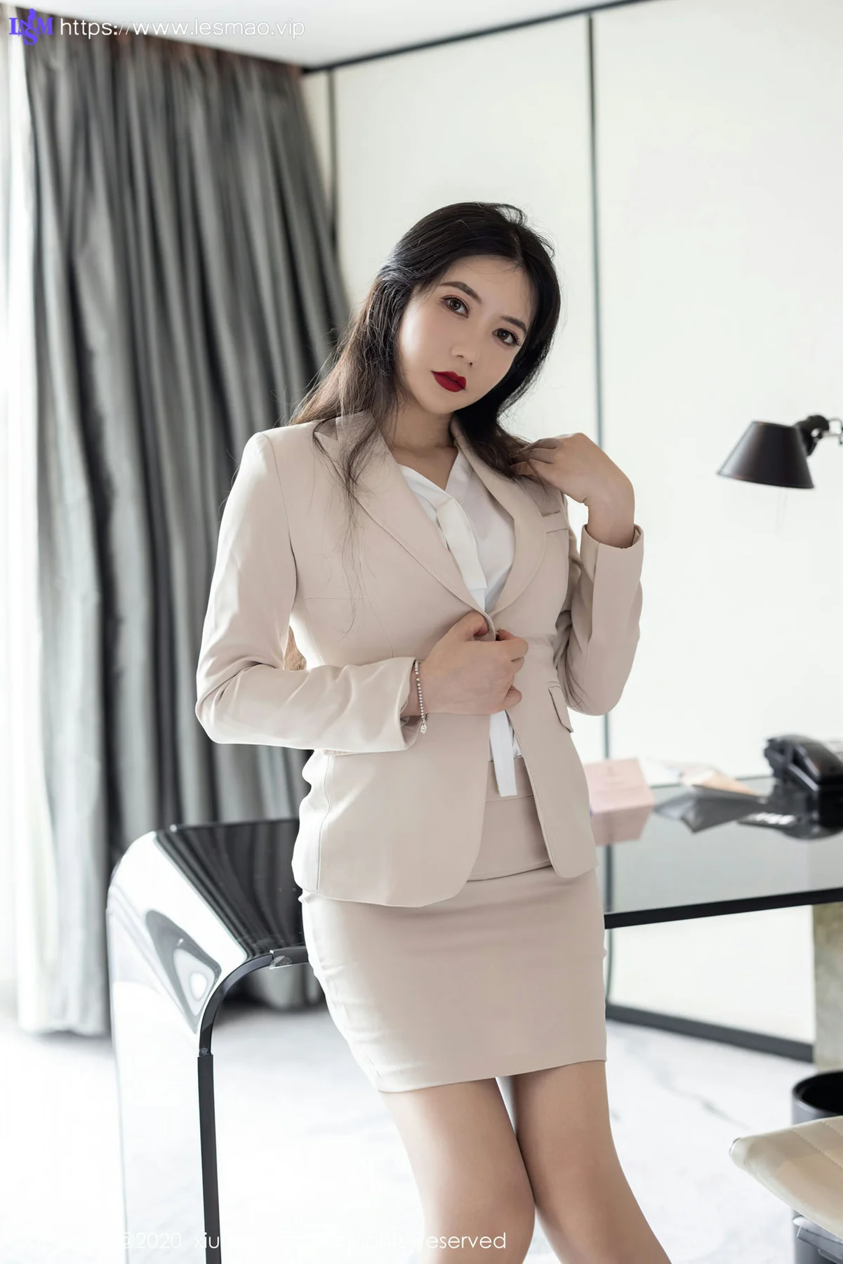 XiuRen 秀人 No.2736  制服ol 心妍小公主 性感女神 - 33