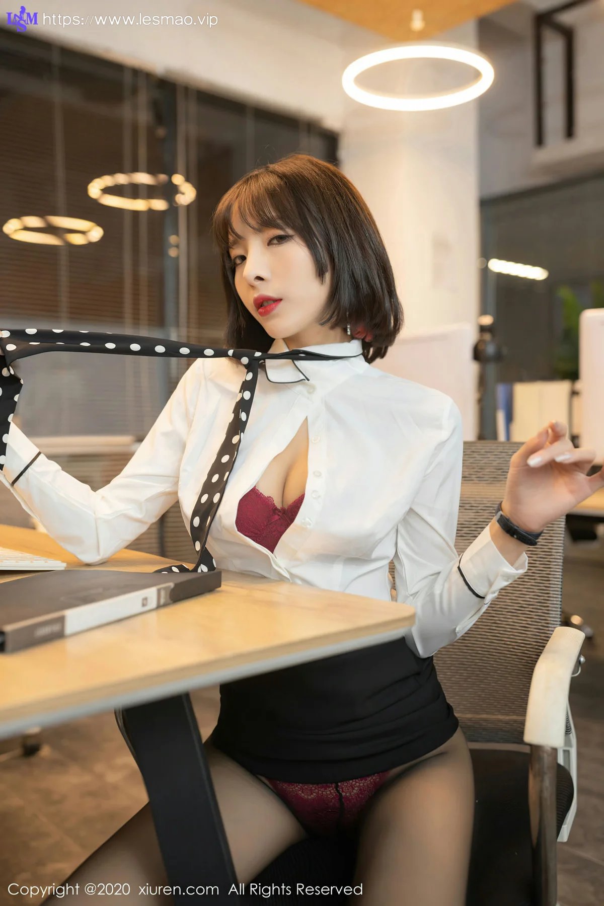 XiuRen 秀人 No.2755  办公室邂逅  陈小喵 - 29