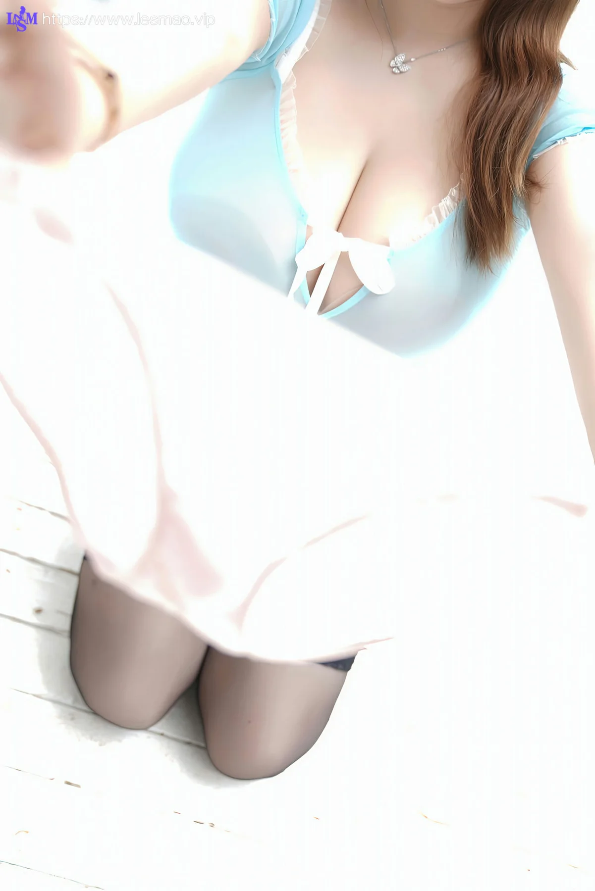 XiuRen 秀人 No.2812  剧情写真花园晾衣美女 软软子 - 26