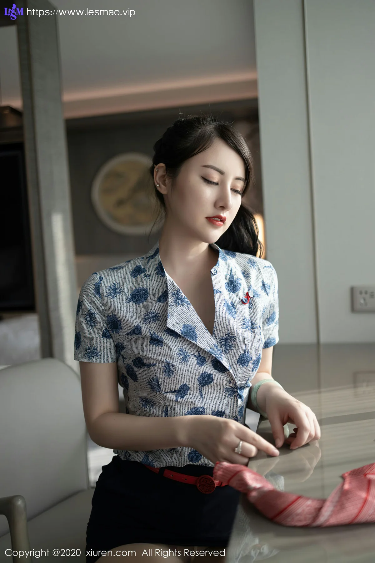 XiuRen 秀人 No.2817  诗诗 空姐制服 - 14