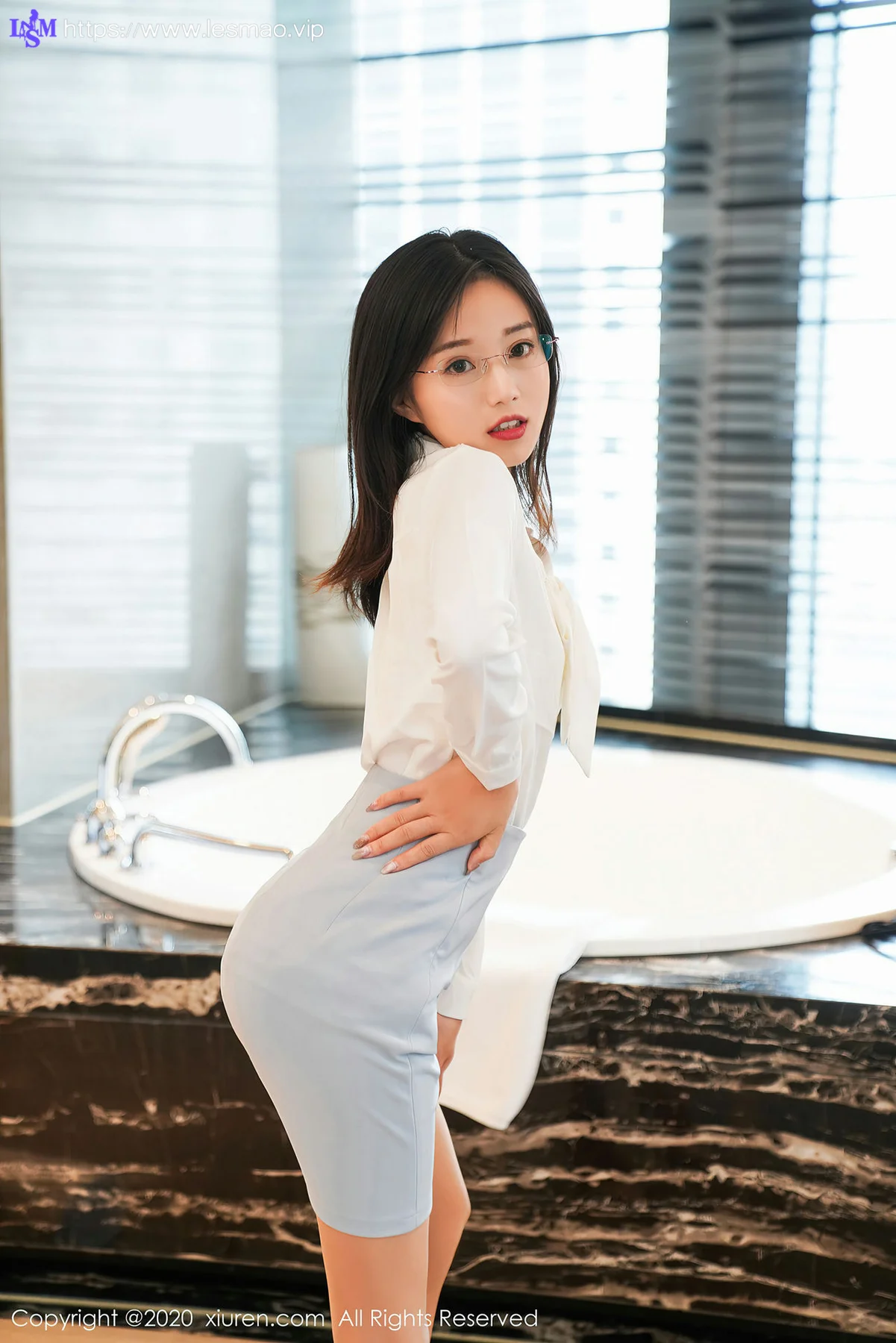 XiuRen 秀人 No.2825  仓井优香 职场秘书眼镜lo - 26