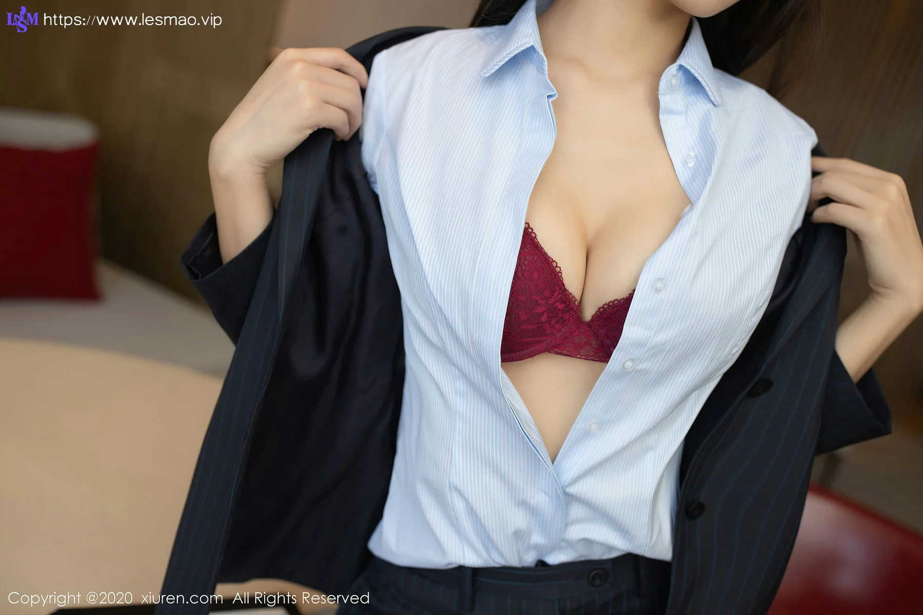 XiuRen 秀人 No.2829  陆萱萱 银行经理制服主题 - 21