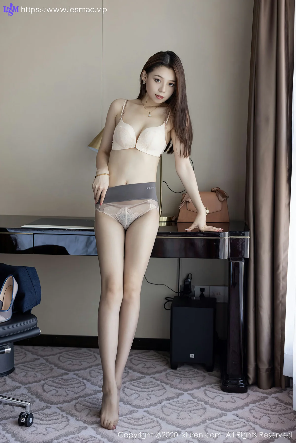 XiuRen 秀人 No.2838  言沫  职场制服修长美腿 - 35