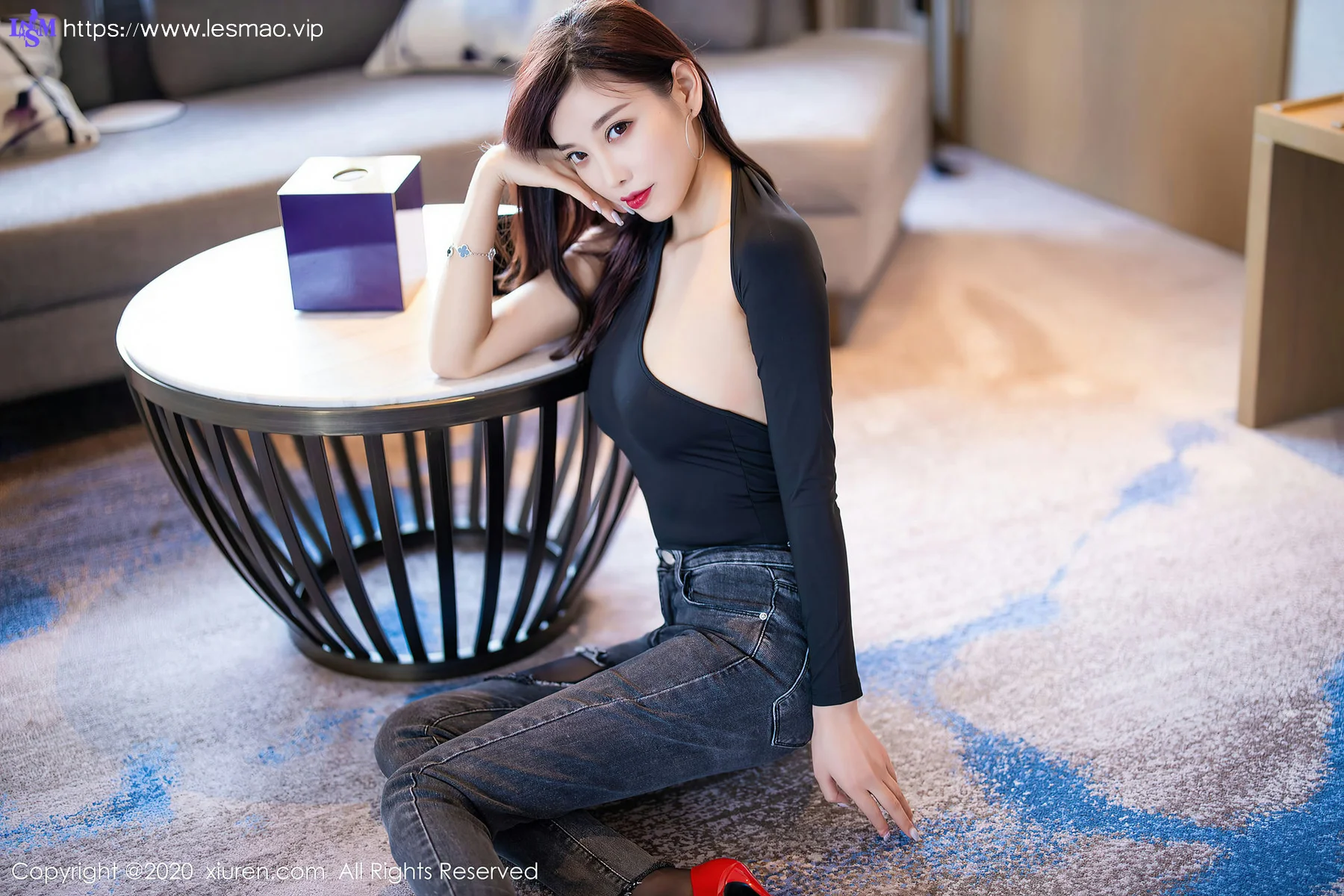 XiuRen 秀人 No.2841  真空美乳连体衣 杨晨晨 性感牛仔 - 21