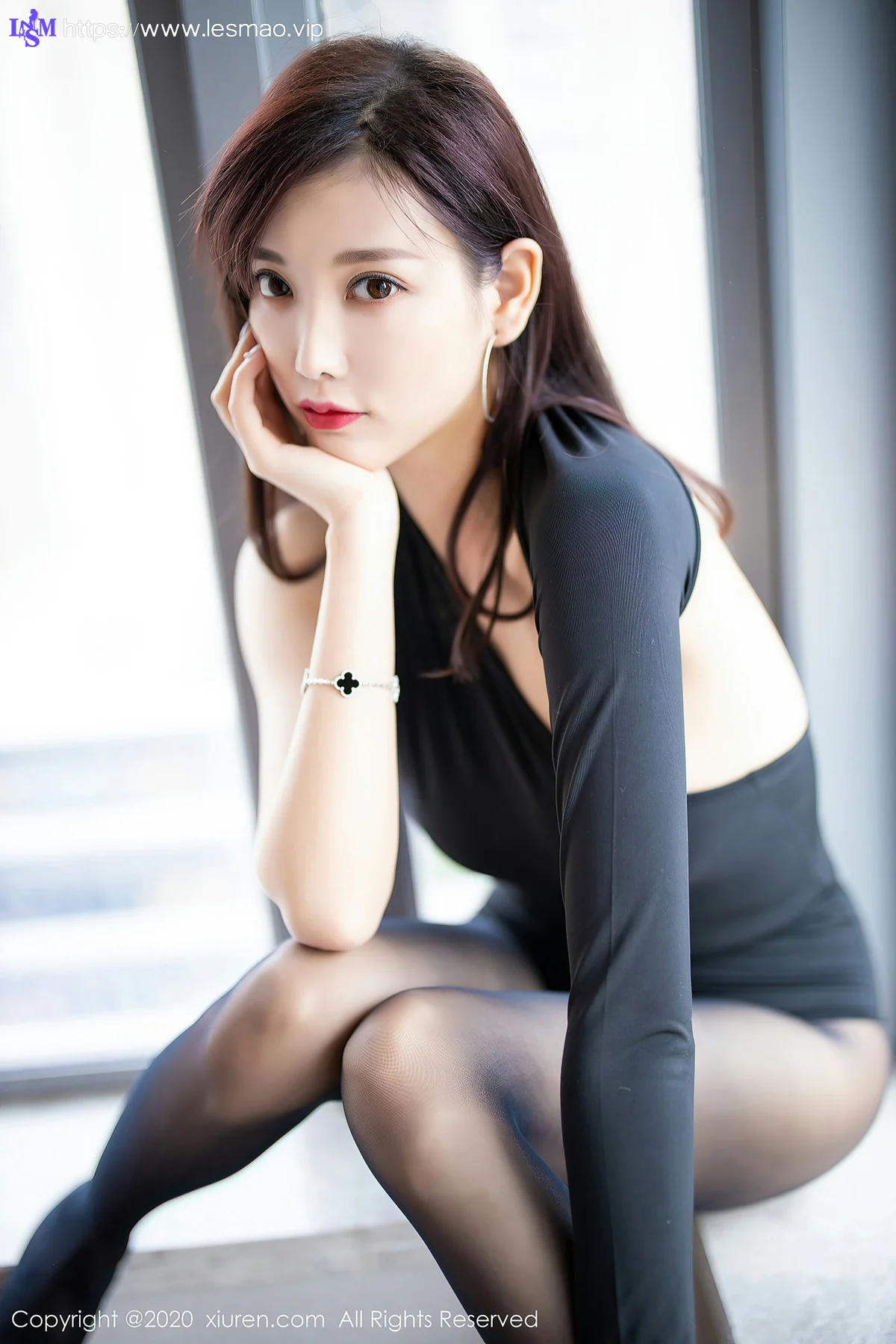 XiuRen 秀人 No.2841  真空美乳连体衣 杨晨晨 性感牛仔 - 51
