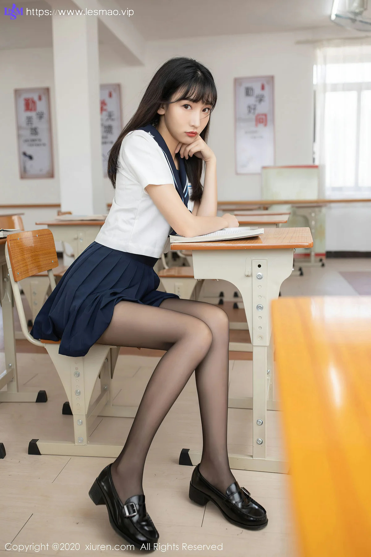 XiuRen 秀人 No.2856  逃学威龙剧情写真 陆萱萱 - 15