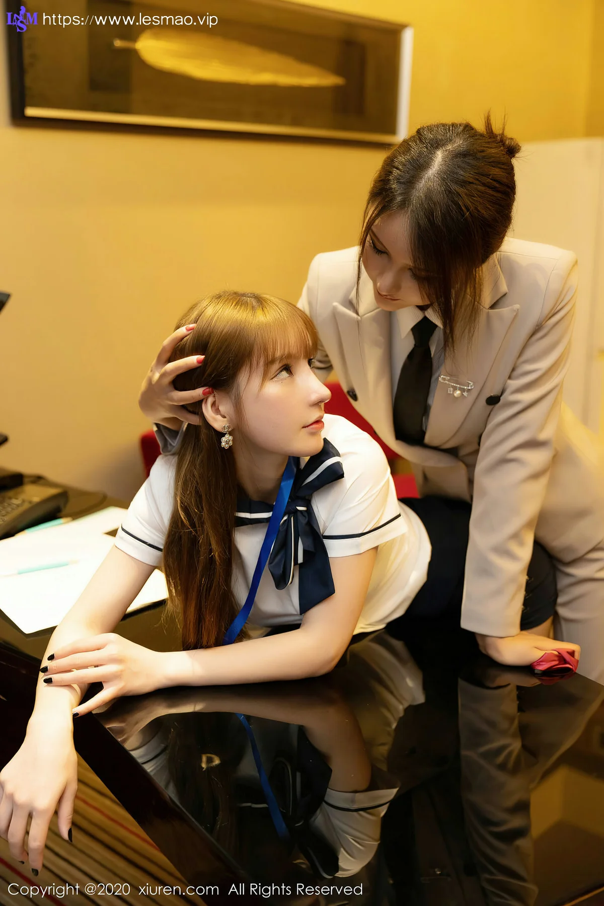 XiuRen 秀人 No.2857  周于希和顾奈奈 办公室模特合辑 - 27