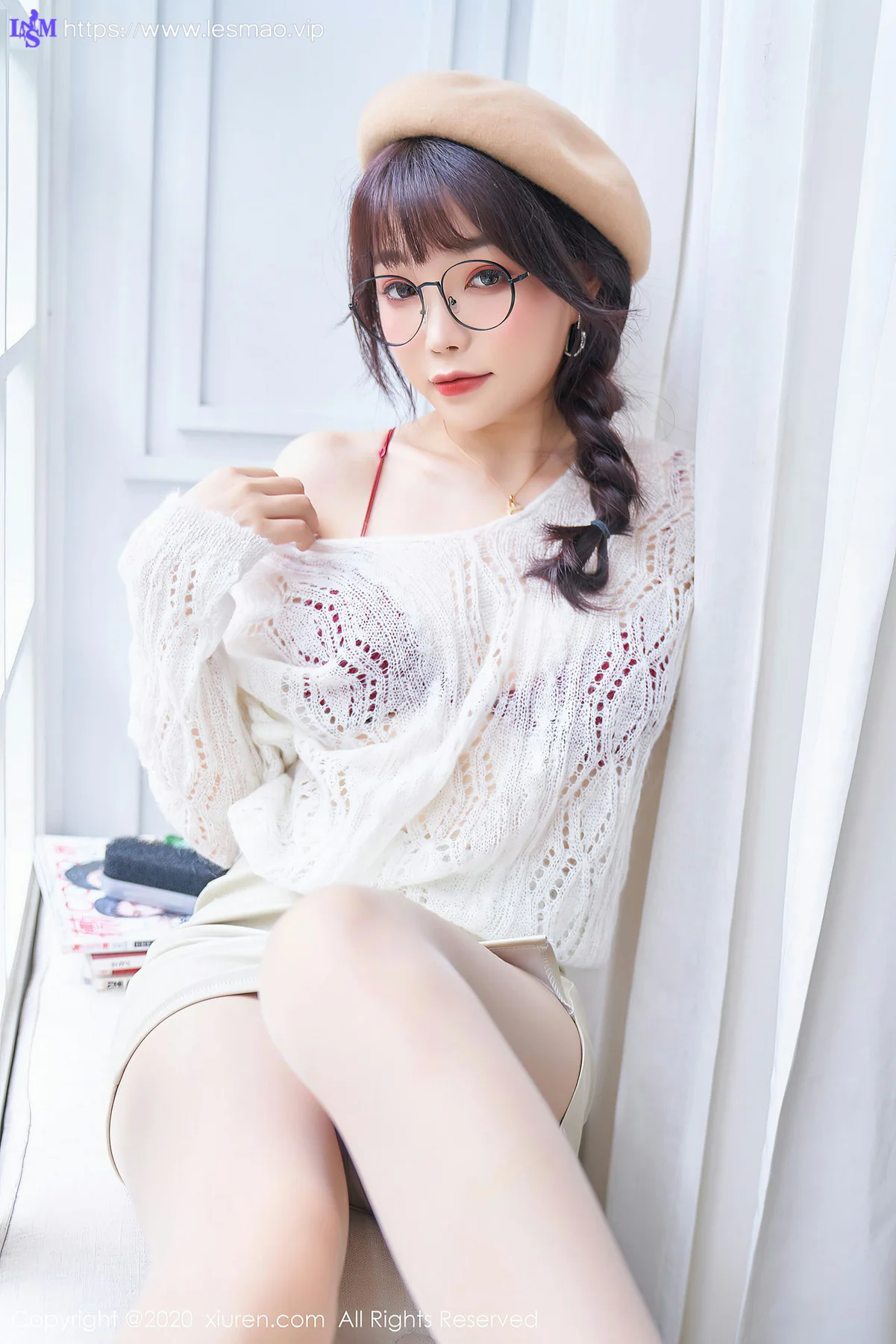 XiuRen 秀人 No.2859  眼镜ol与草帽俏皮可爱 芝芝 - 18