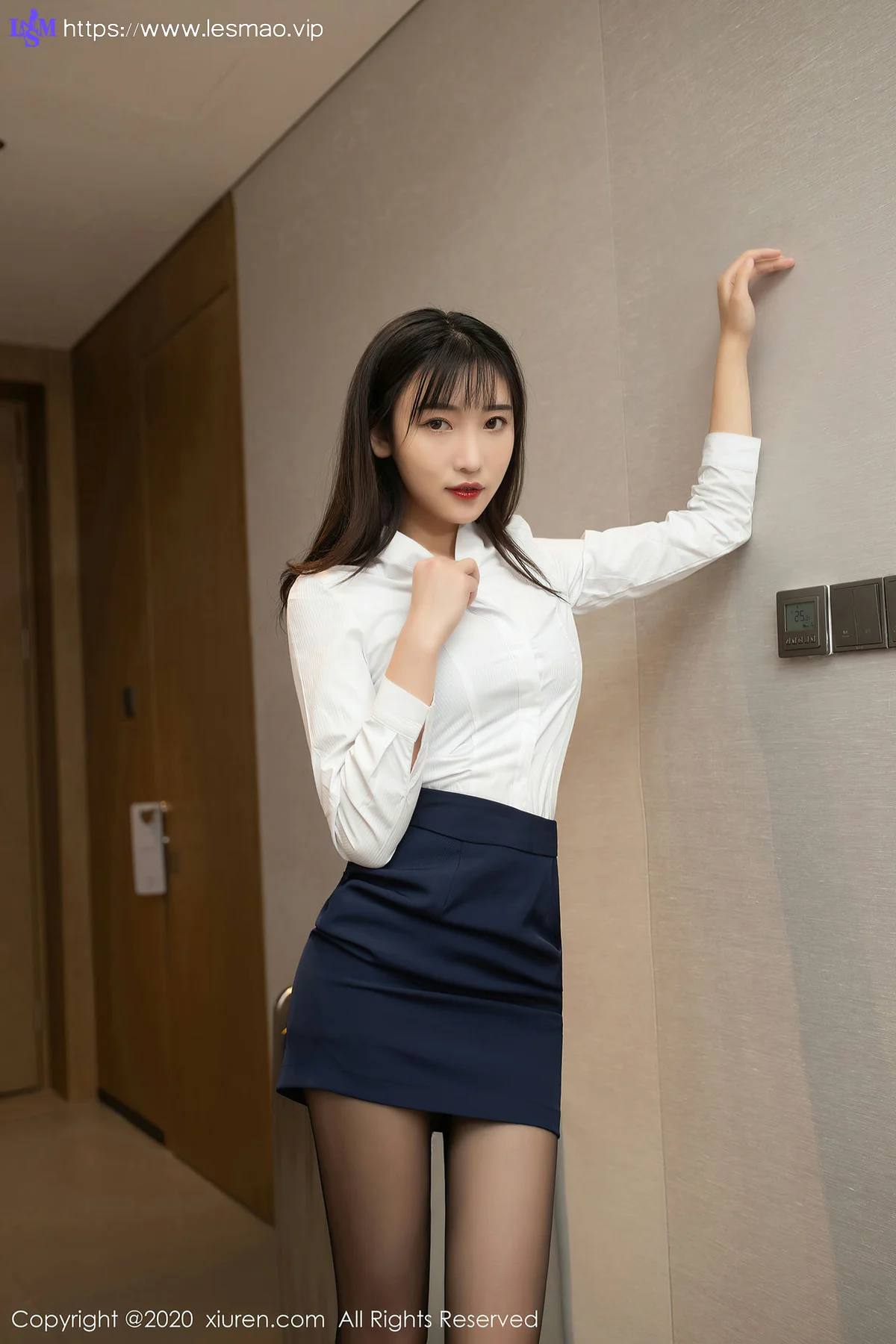 XiuRen 秀人 No.2882 醉酒主题写真  陆萱萱 - 13