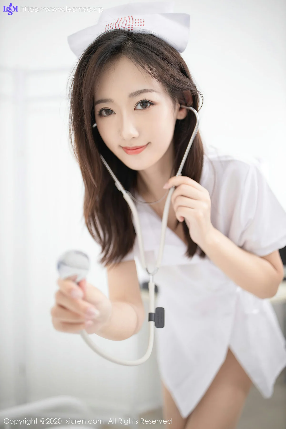 XiuRen 秀人 No.2893  性感护士制服 唐安琪 - 16
