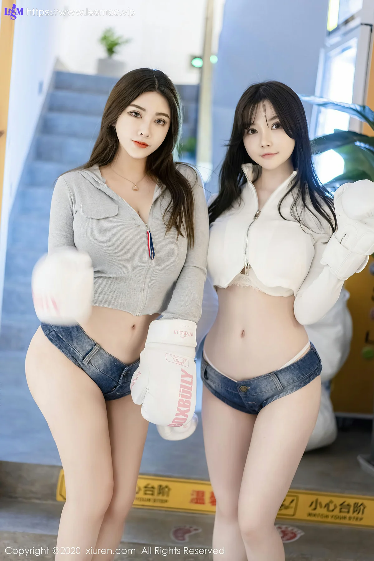 XiuRen 秀人 No.2907  软软子 和 糯美子 童颜巨乳 - 30