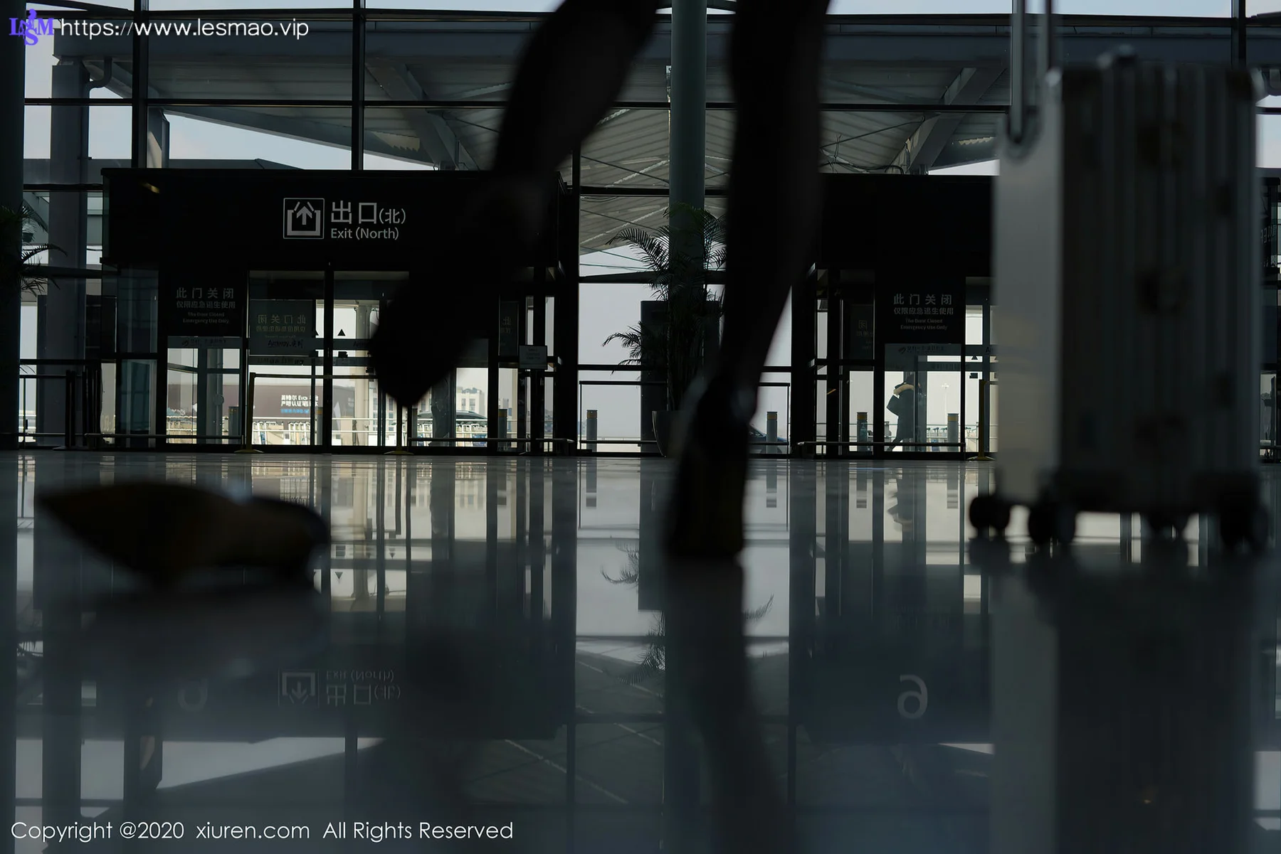 XiuRen 秀人 No.2915  空姐剧情写真 周于希 - 21