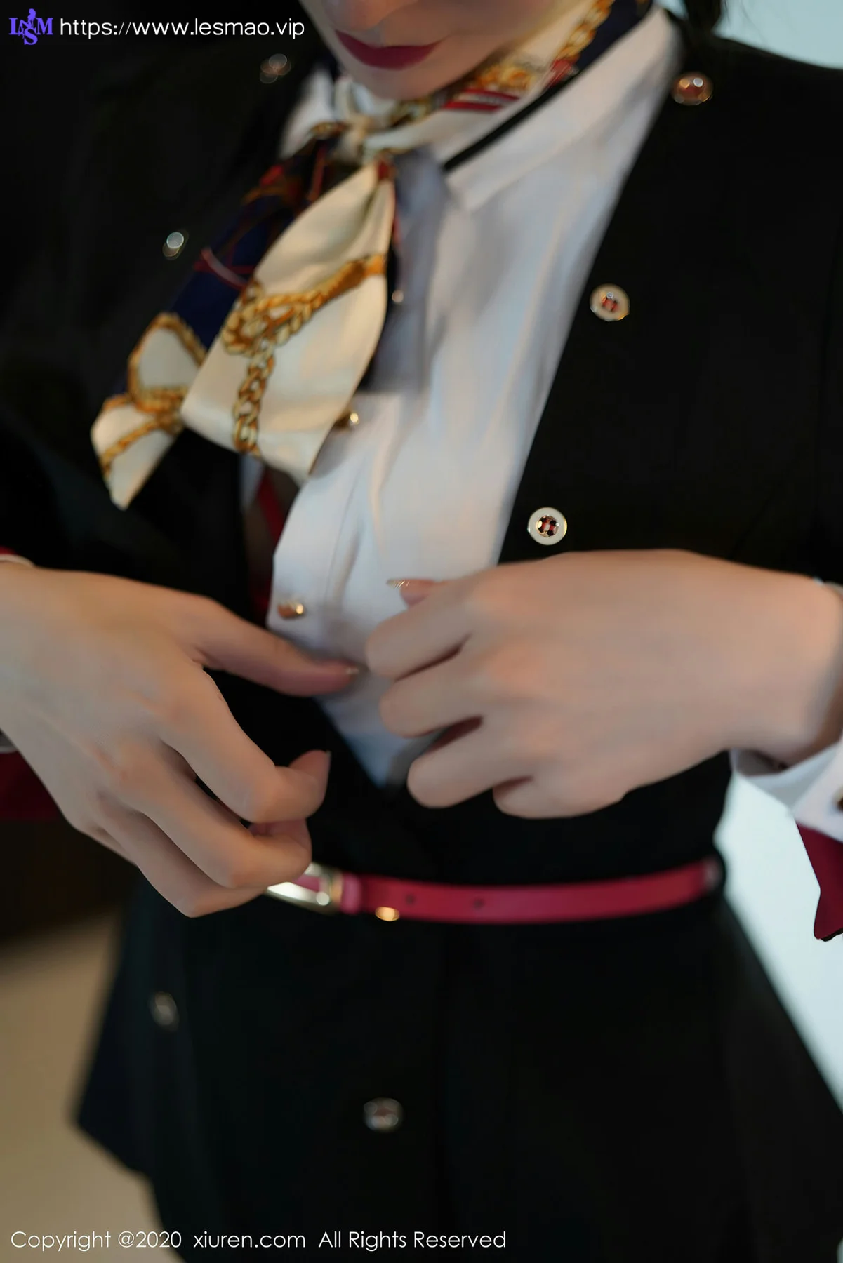 XiuRen 秀人 No.2915  空姐剧情写真 周于希 - 46