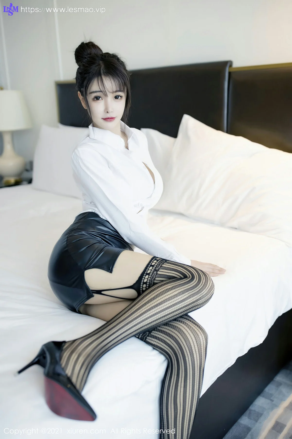 XiuRen 秀人 No.2976  清甜秀美美女皮裙 南初妹妹 - 31