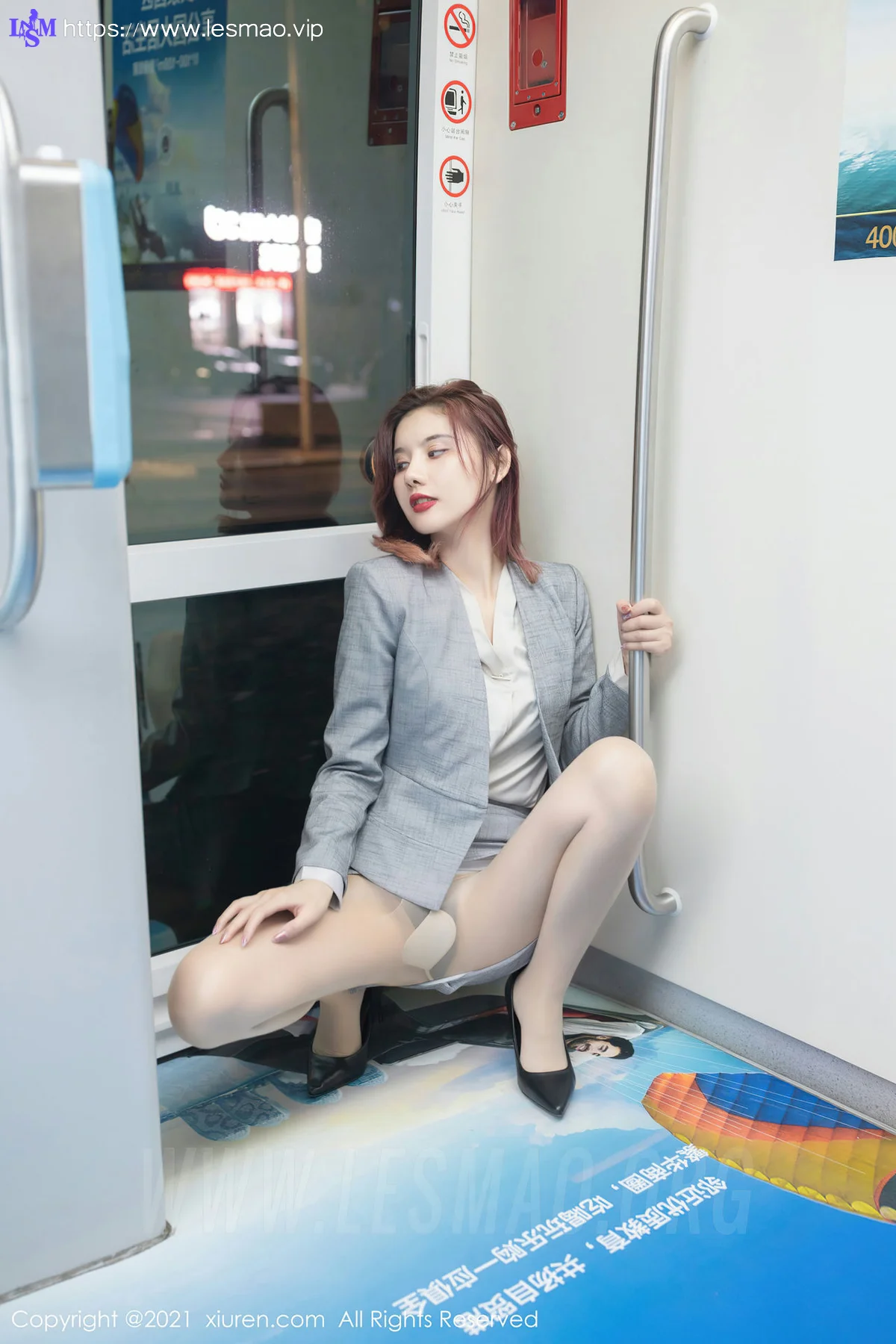 XiuRen 秀人 No.2979  有轨电车情景剧 就是阿朱啊 - 24