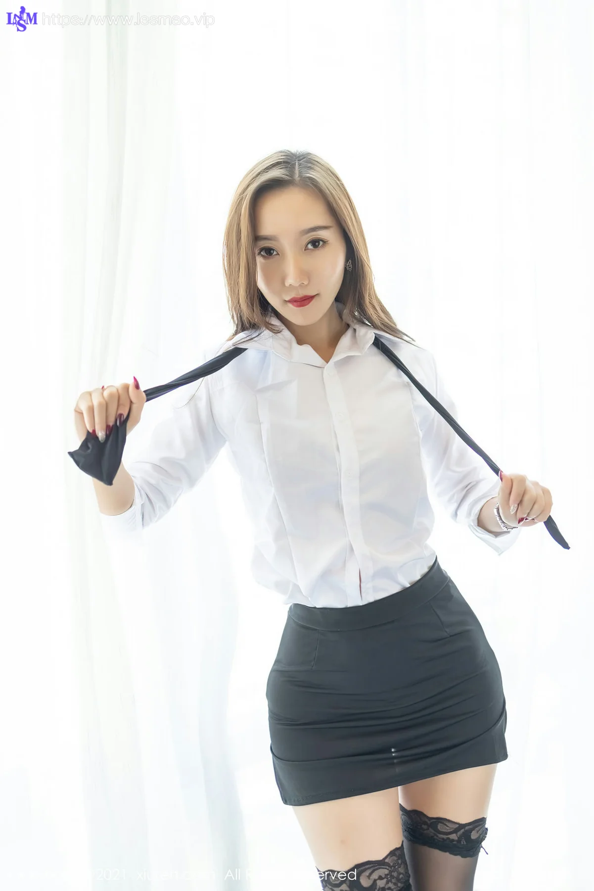 XiuRen 秀人 No.2991  艾静香 短裙职场 - 23