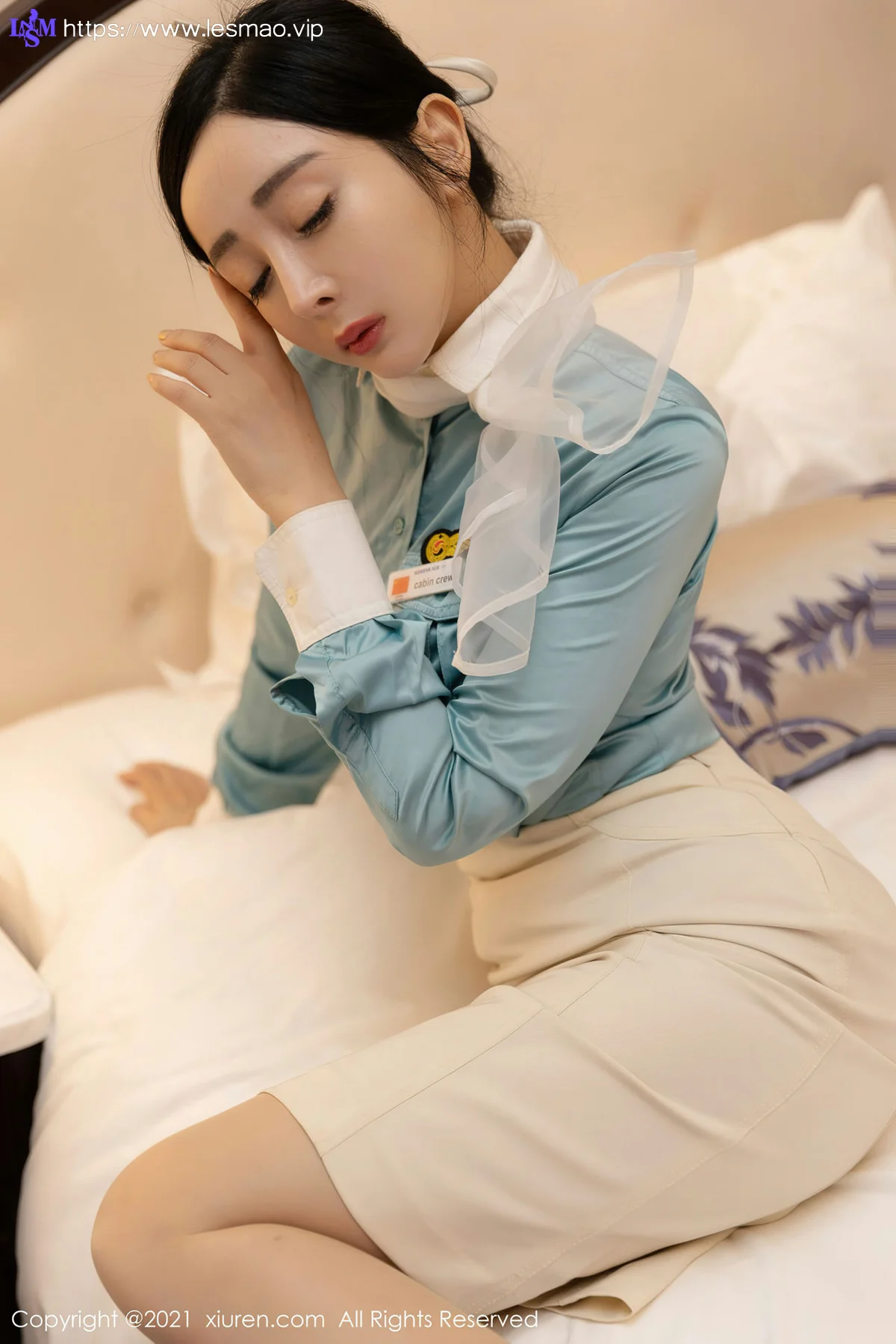XiuRen 秀人 No.3014  空姐制服剧情写真 允爾 - 44