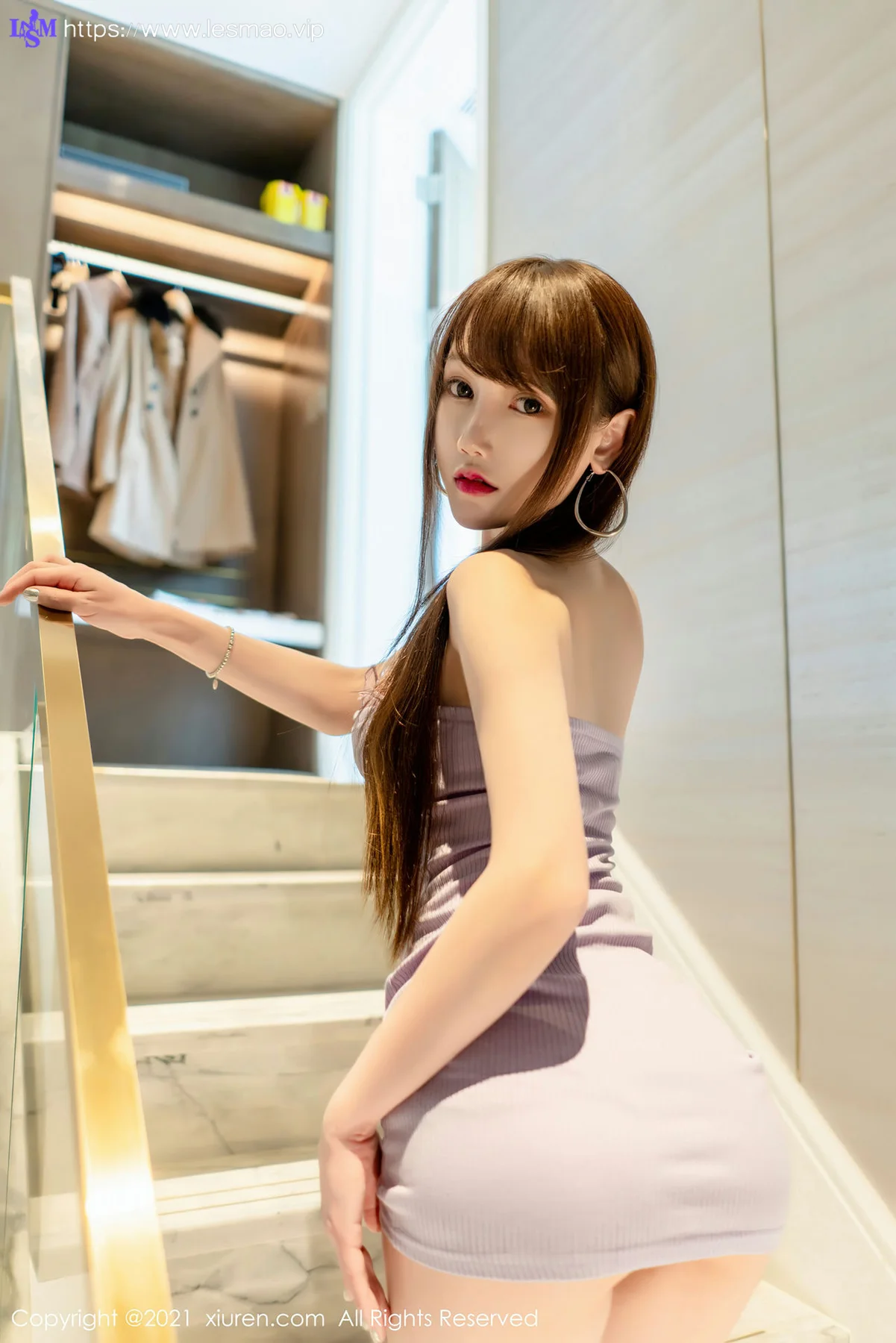 XiuRen 秀人 No.3025  娇小可人新人模特 星小兔 首套写真 - 13