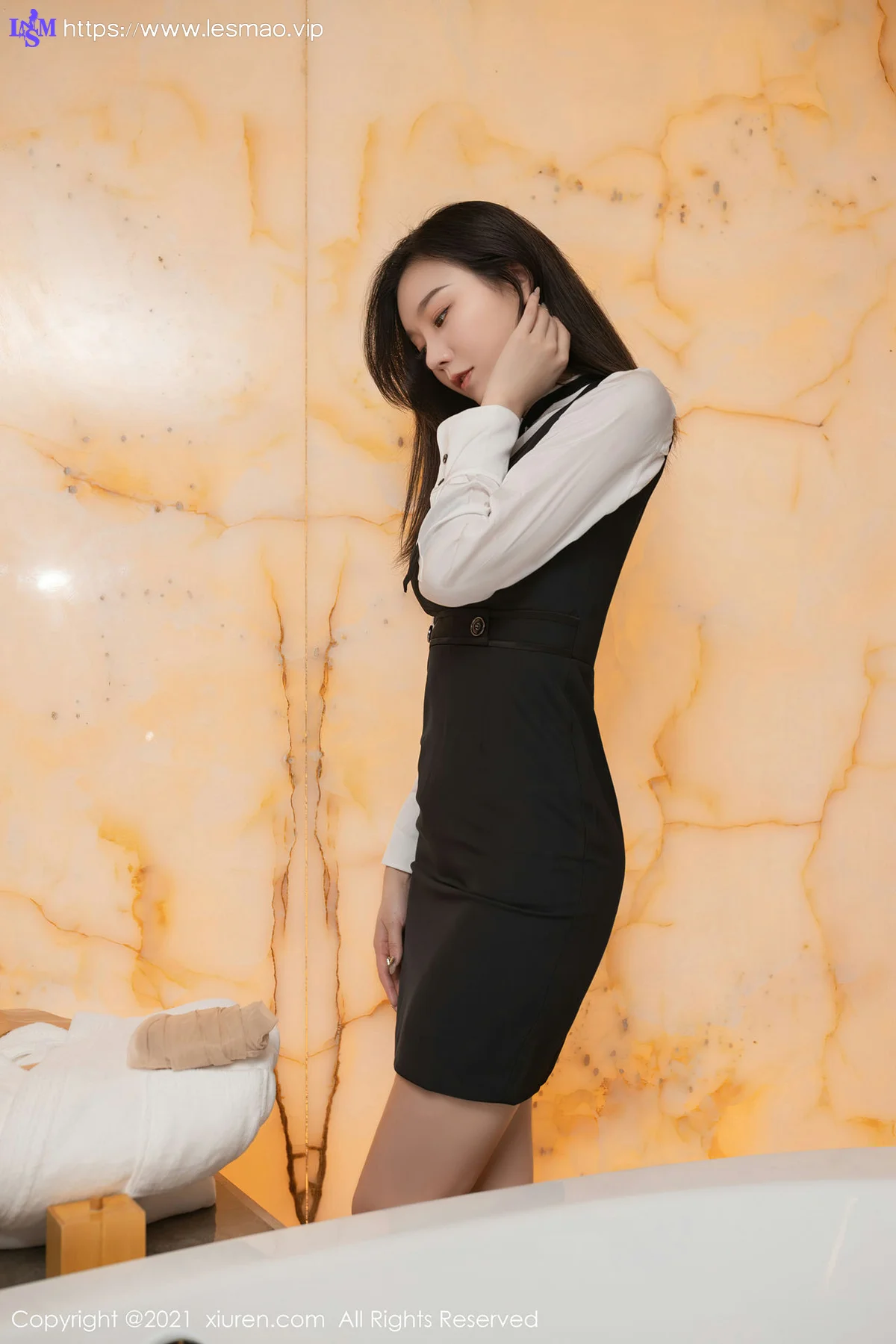 XiuRen 秀人 No.3042  行政套房酒店经理 安然 剧情写真 - 82