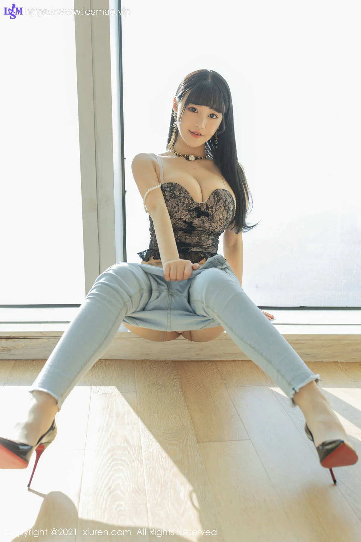 XiuRen 秀人 No.3047  束腰吊带和牛仔 朱可儿 - 16