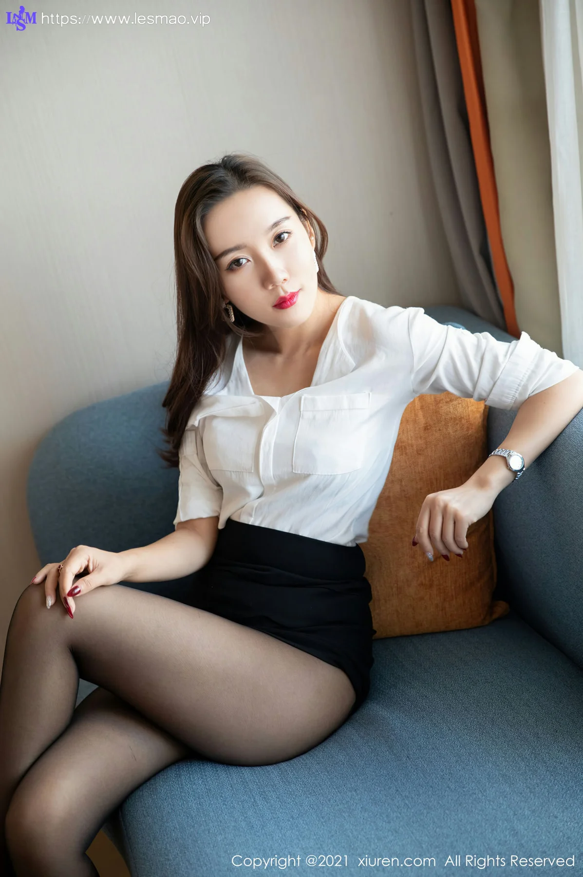 XiuRen 秀人 No.3049  艾静香 白衬衫黑短裙 - 13