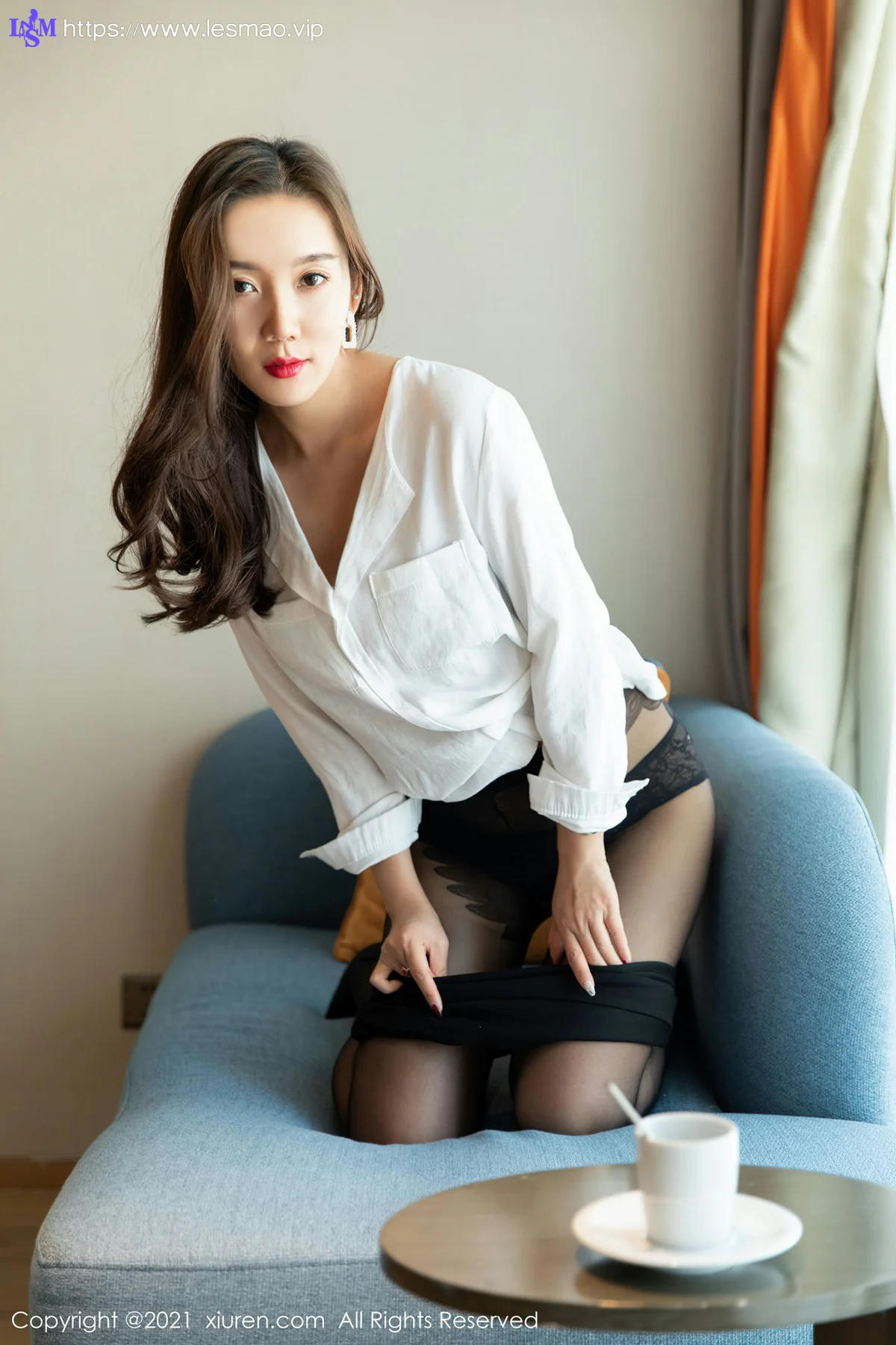 XiuRen 秀人 No.3049  艾静香 白衬衫黑短裙 - 19