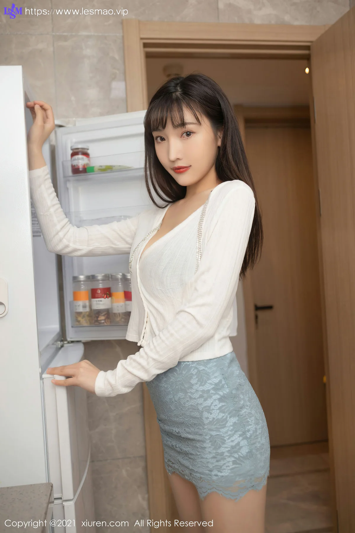 XiuRen 秀人 No.3084  性感人妻系列 陆萱萱 - 14