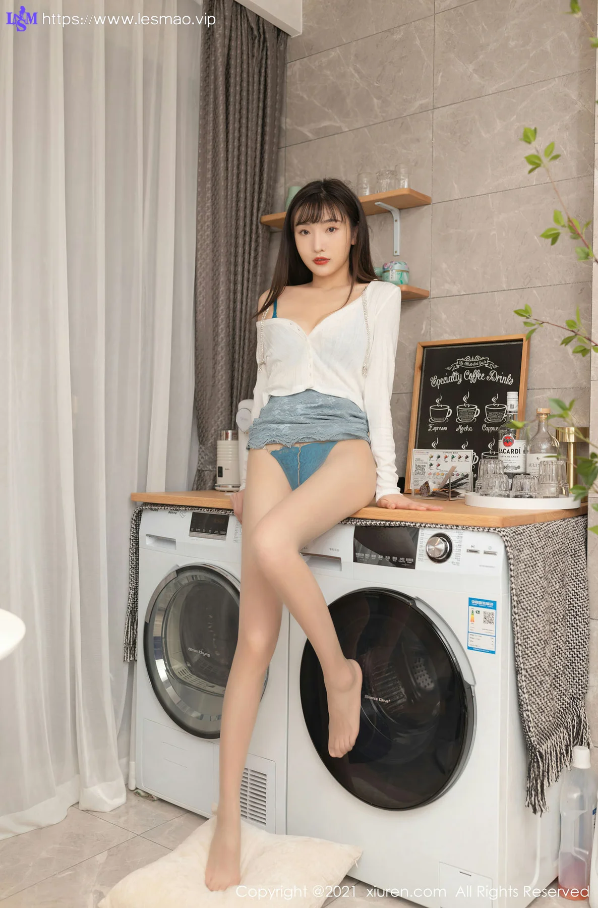 XiuRen 秀人 No.3084  性感人妻系列 陆萱萱 - 36