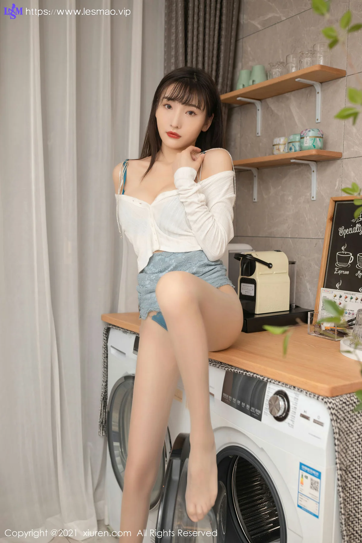 XiuRen 秀人 No.3084  性感人妻系列 陆萱萱 - 37