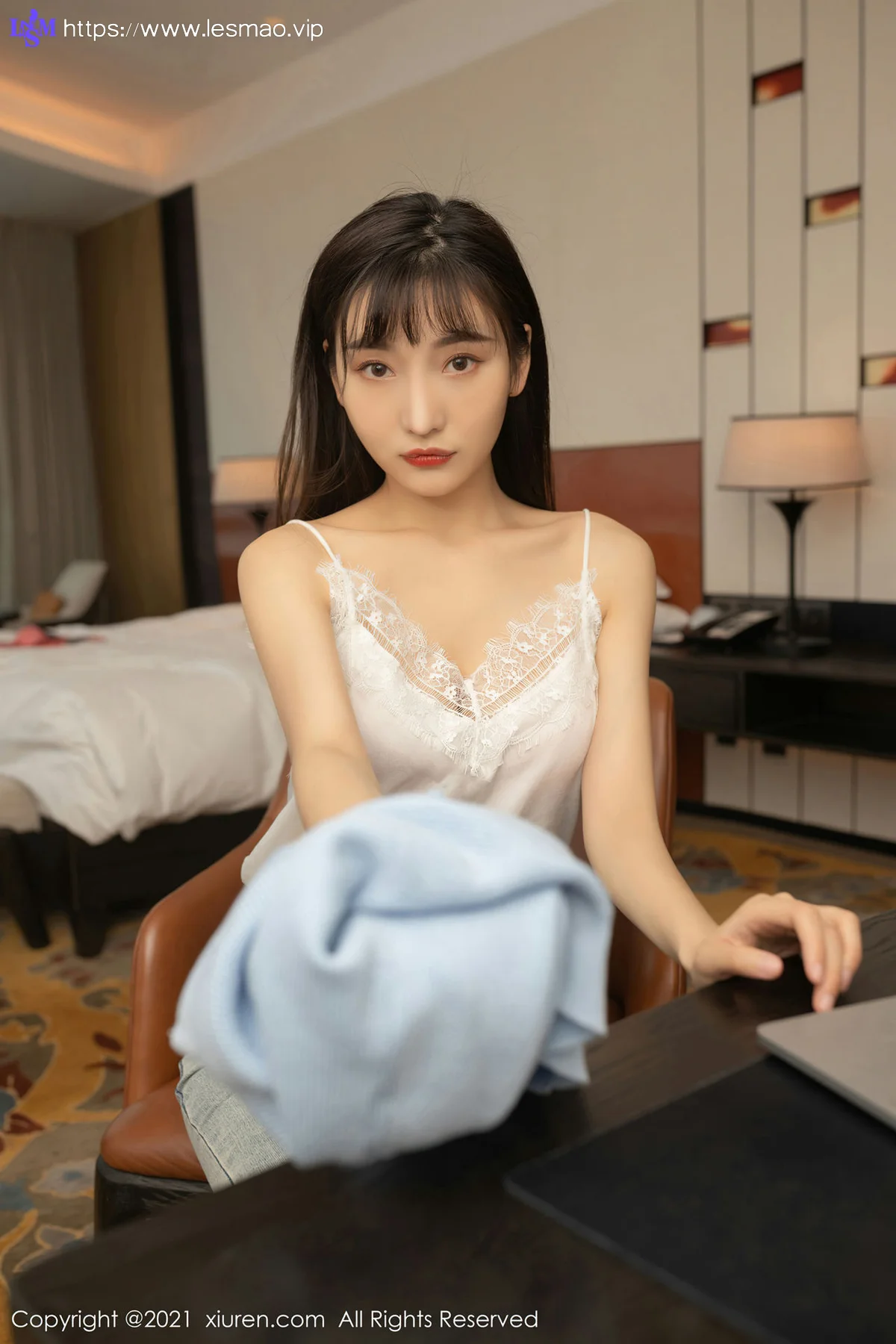 XiuRen 秀人 No.3146  送文件情景写真  陆萱萱 - 27