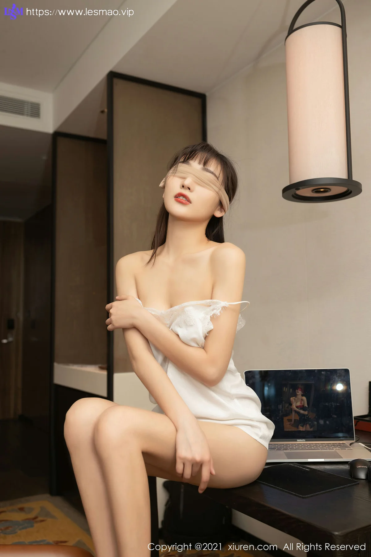 XiuRen 秀人 No.3146  送文件情景写真  陆萱萱 - 67