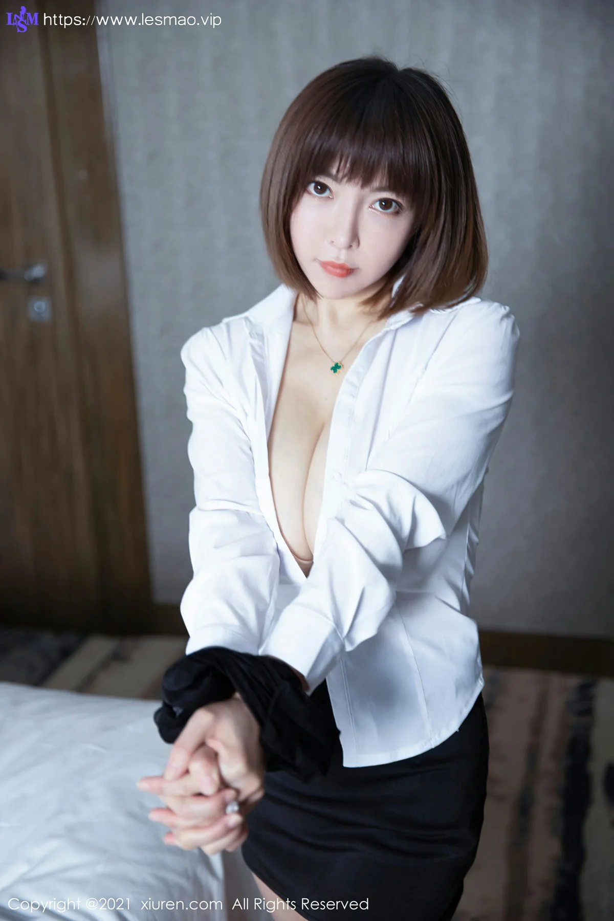 XiuRen 秀人 No.3151  童颜巨乳 大白兔吖 新人首套写真 - 39