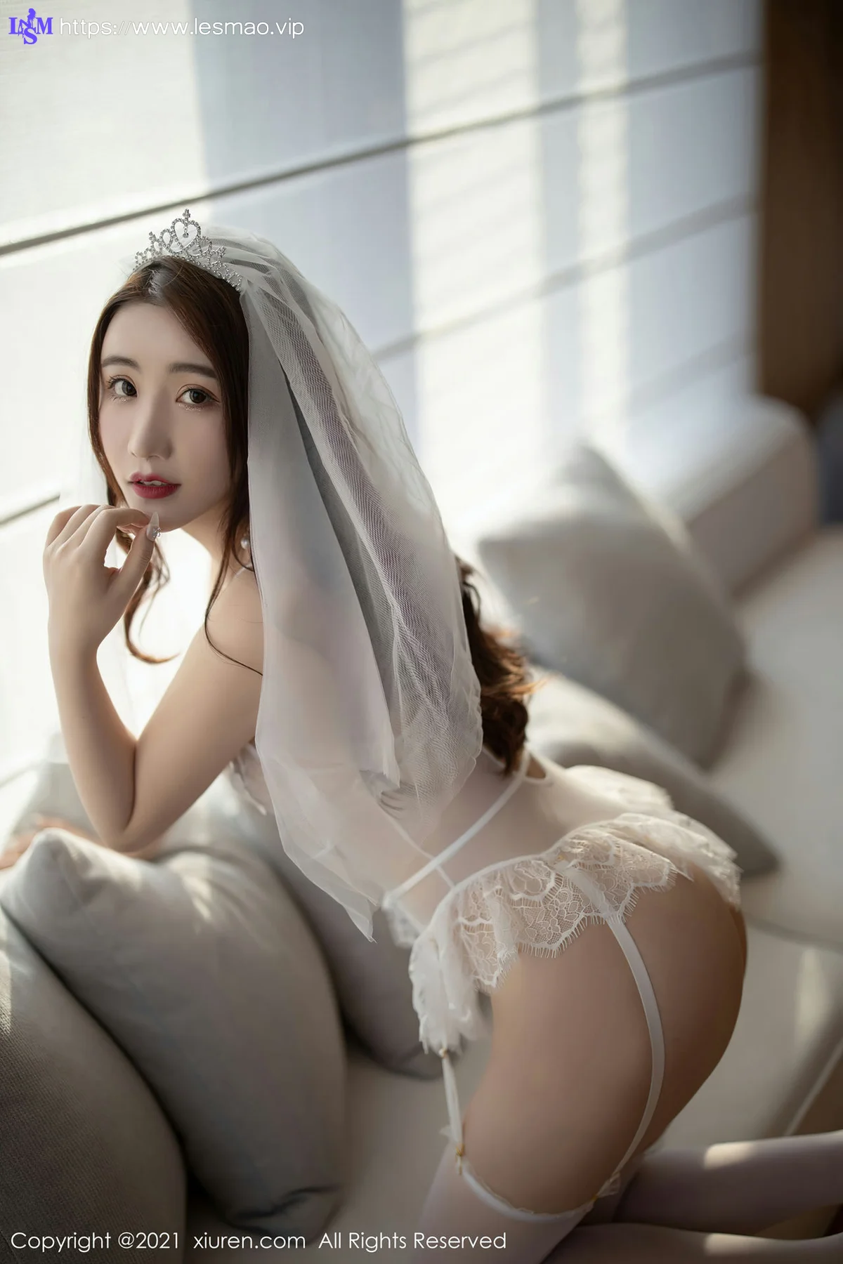 XiuRen 秀人 No.3166  美仑美奂的婚纱 绯月樱-Cherry 三亚旅拍 - 53